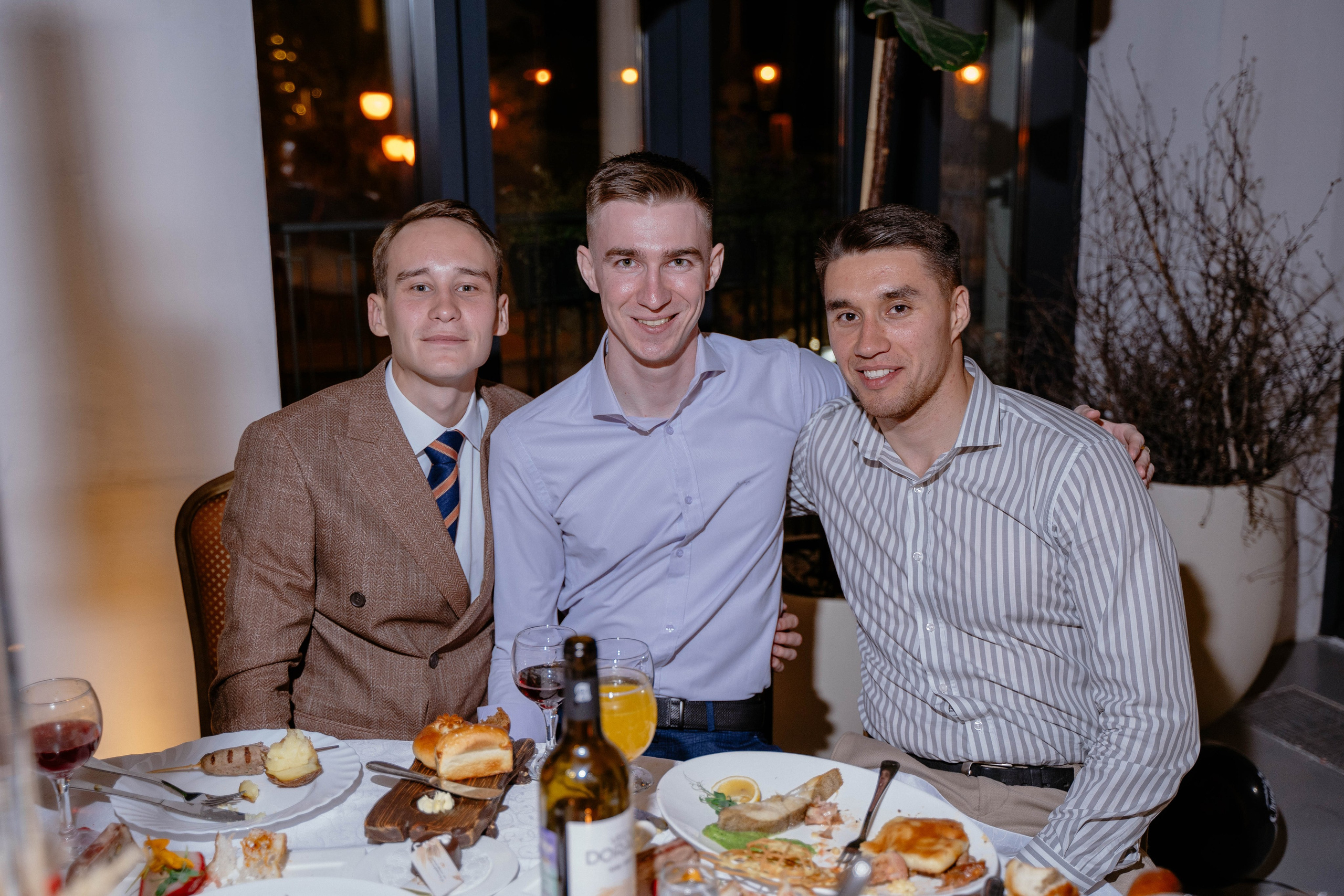 Свадебный день Магомеда и Вероники. Фотограф Чита. Индивидуальные портреты, LoveStory, свадьбы