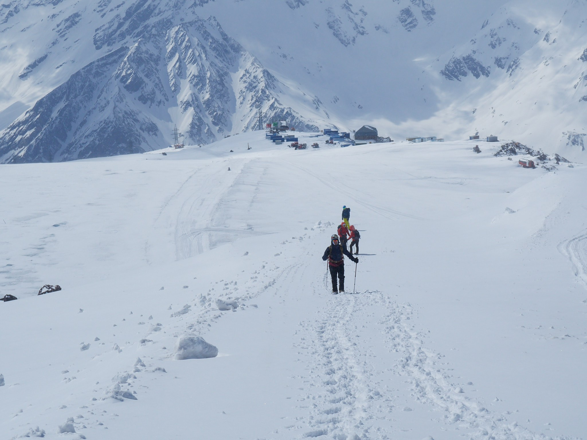 19.04 съемка на Эльбрусе: Выход на скалы Пастухова. Горный, высотный Фотограф на Эльбрусе Георгий