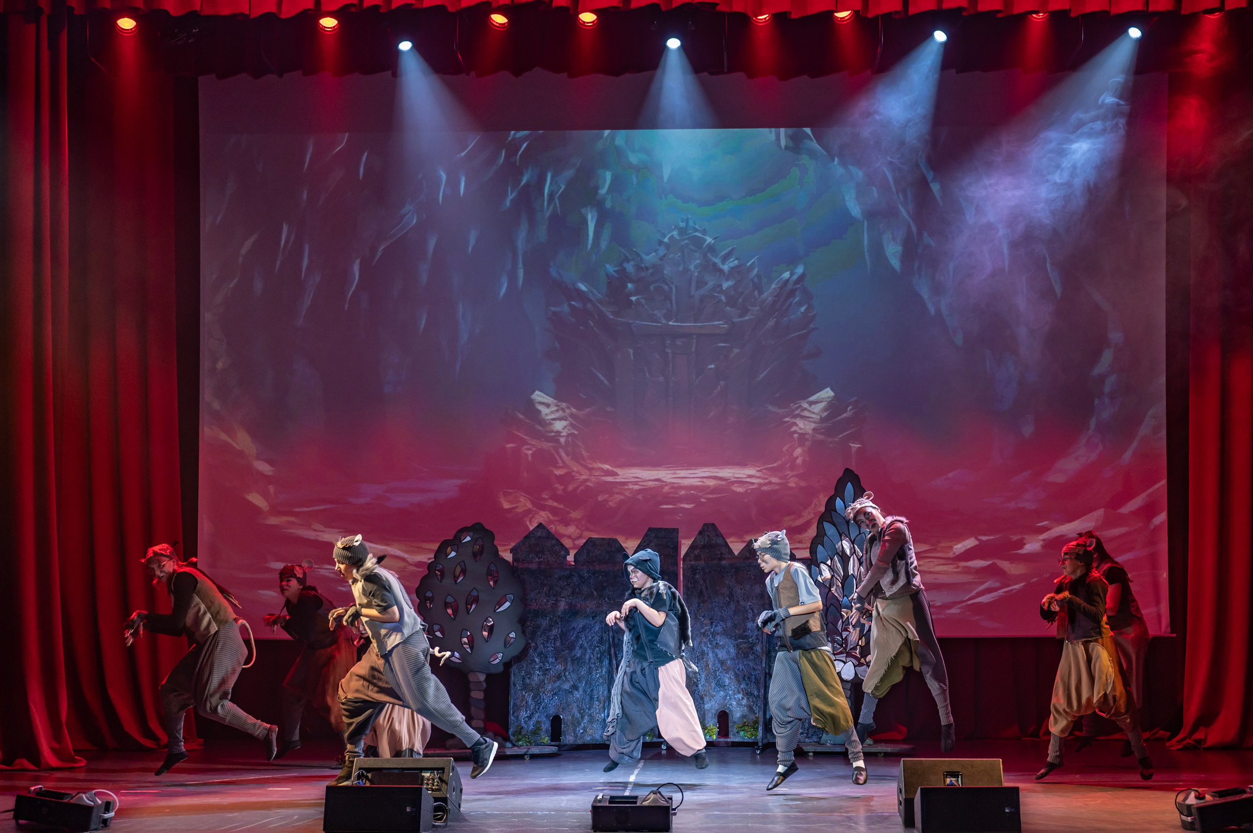 Отчетный спектакль Детской театральной лаборатории в лагере Литвиново. Фотограф Анна Мельникова | Москва