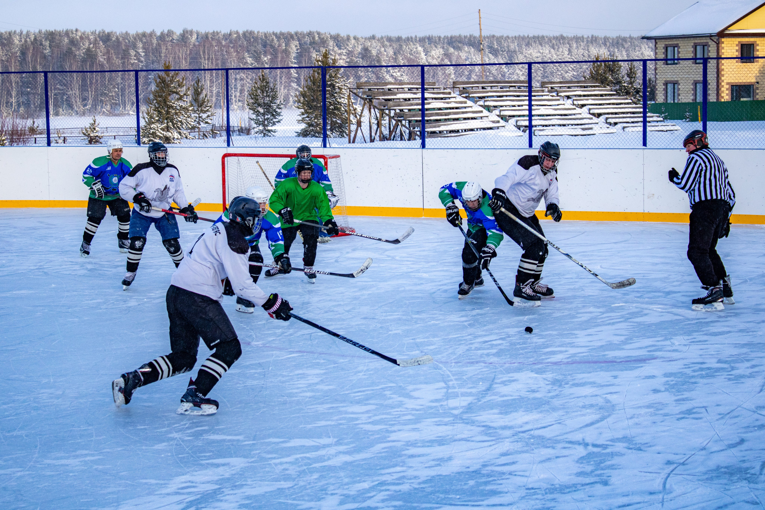 Хоккей г.п Атиг-г.п Дружинино