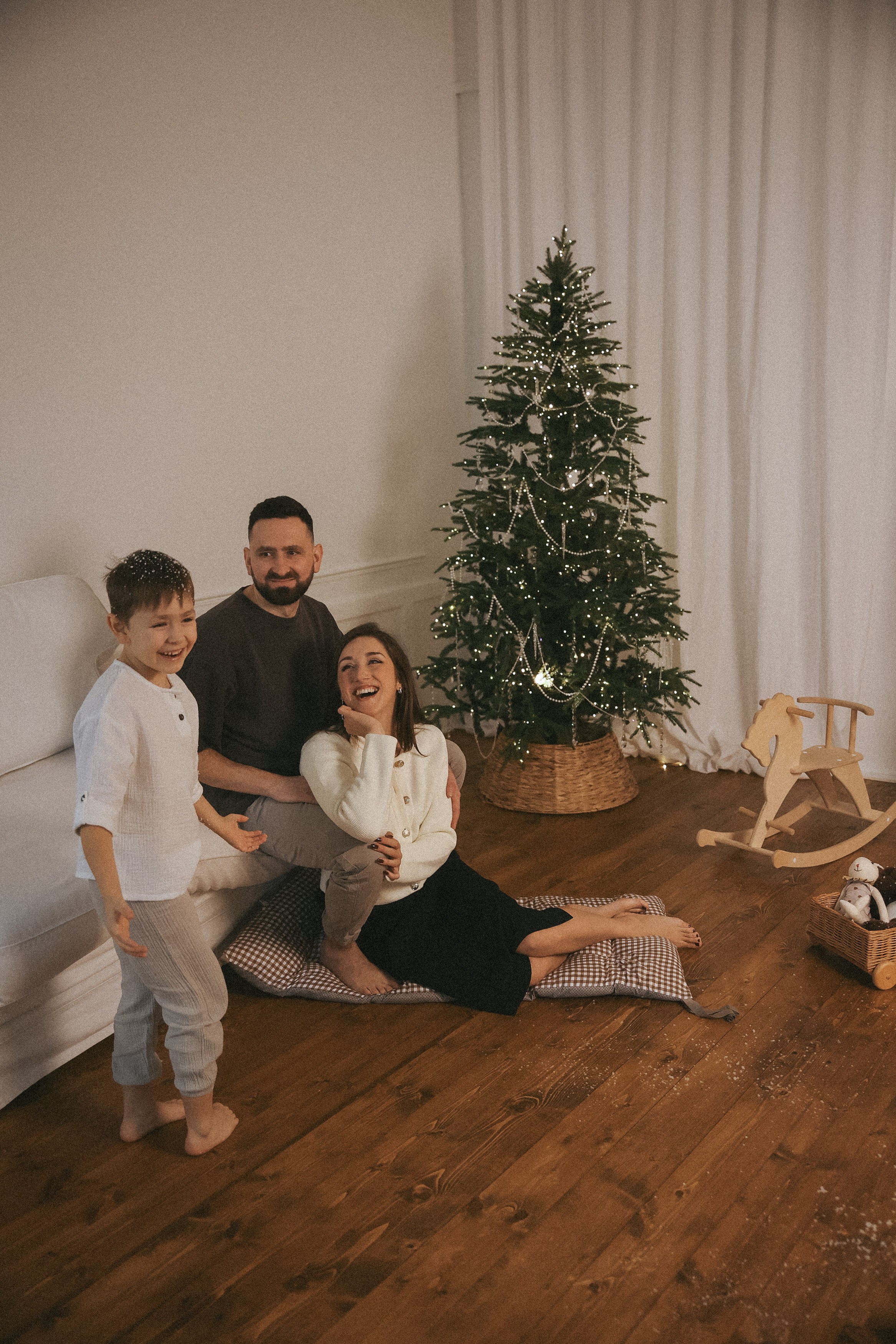 Новогодняя фотосессия во Владимире съемка на новый год фотосессия в студии. Фотограф Владимир Москва