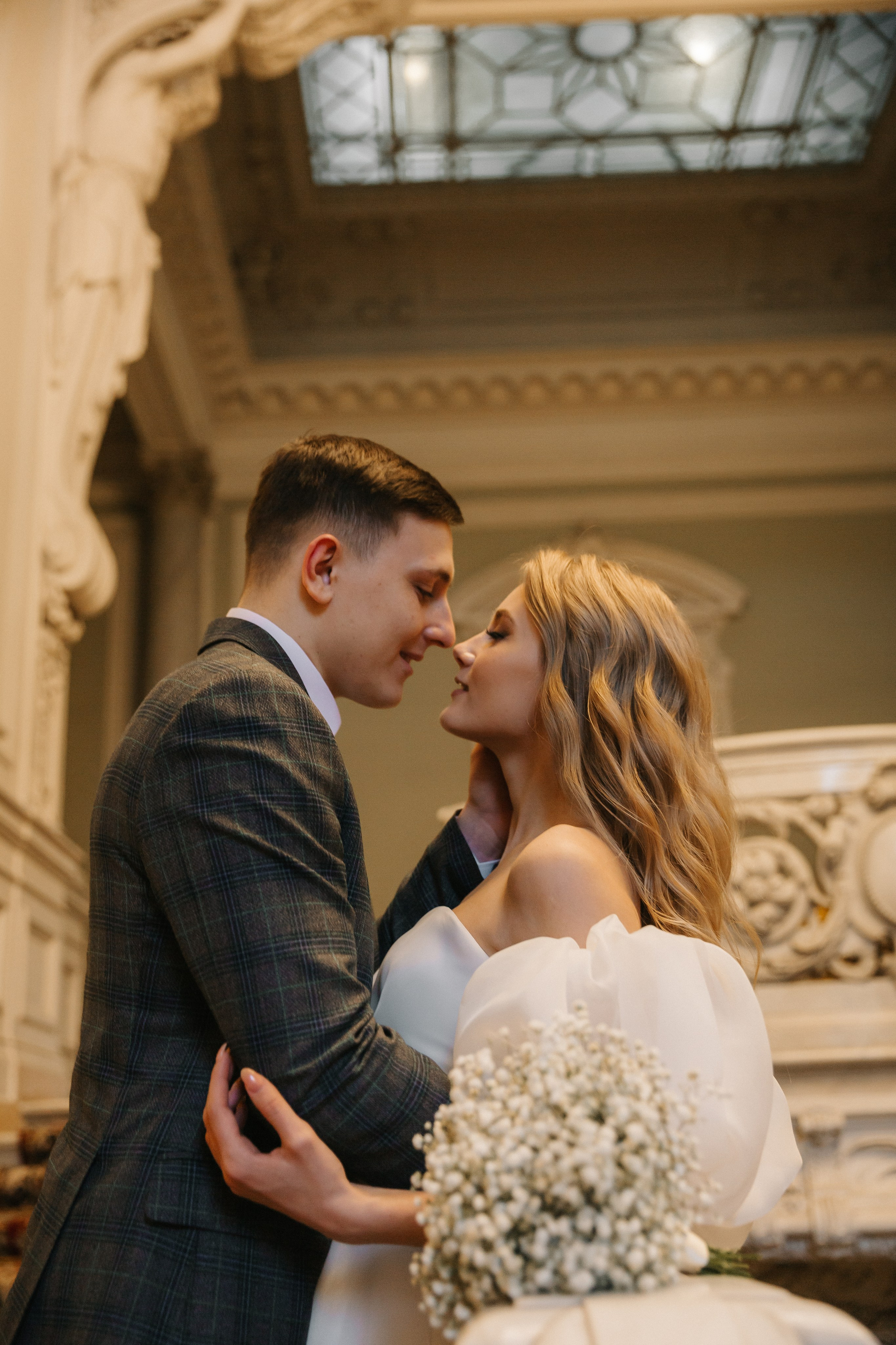 ДВОРЕЦ № 1 | Март, Исаакий, Английская набережная. Свадебный фотограф в Санкт-Петербурге Полина Корзухина