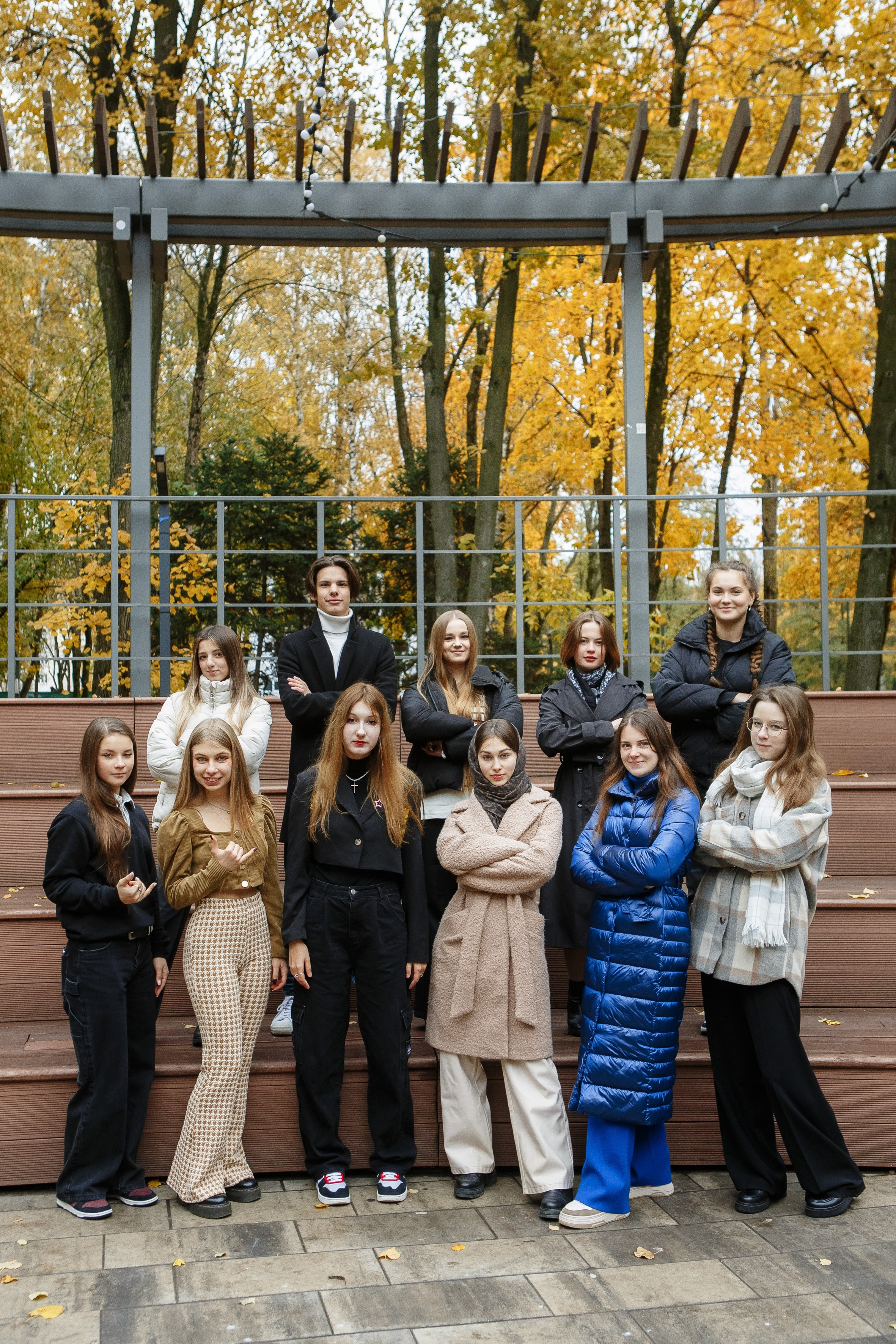 Осень Гимназия 12 11 В 2023 г. Свадебный и портретный Фотограф в Липецке Дмитрий Котюков