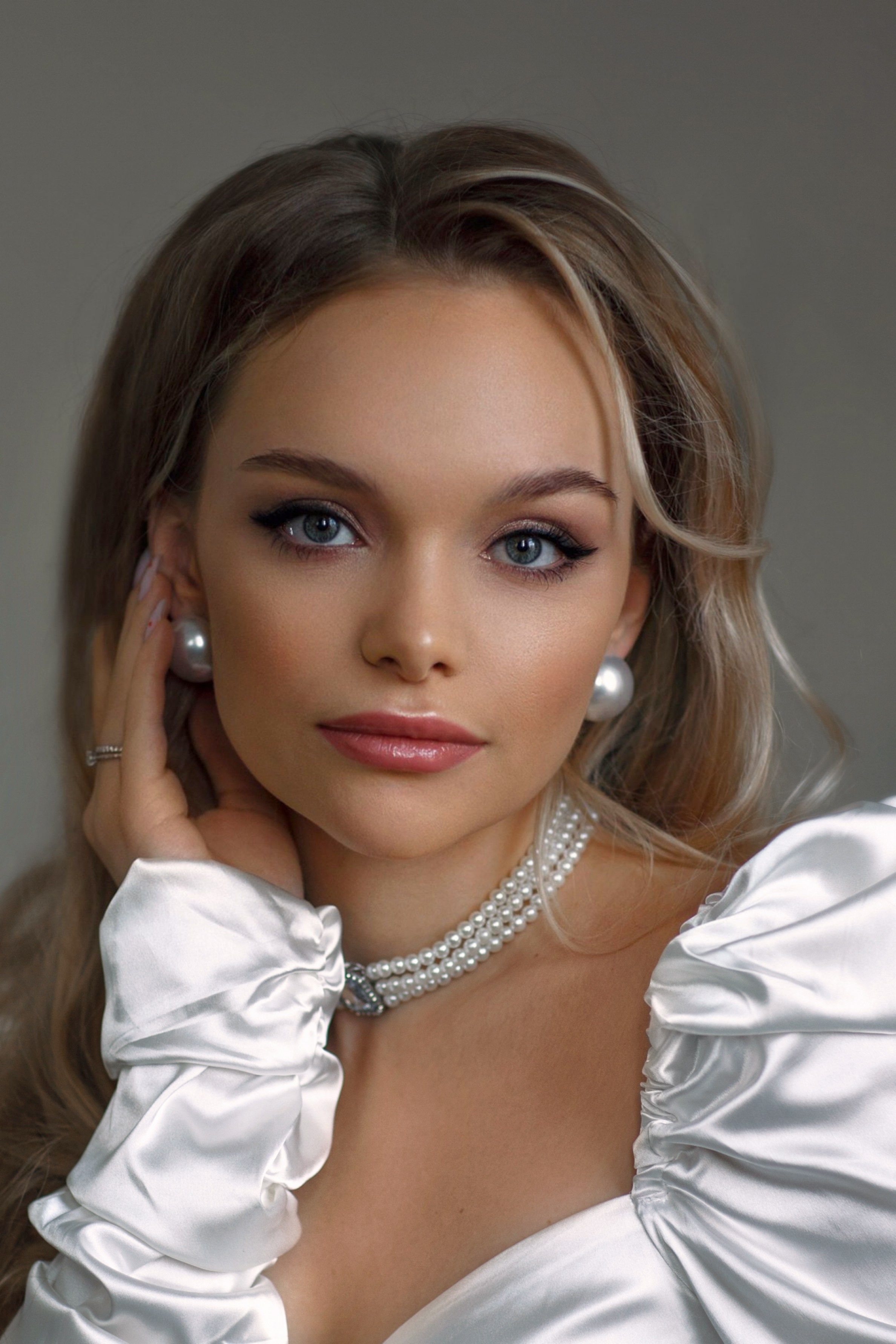 Студия. Будуарный и женский портретный фотограф Москва