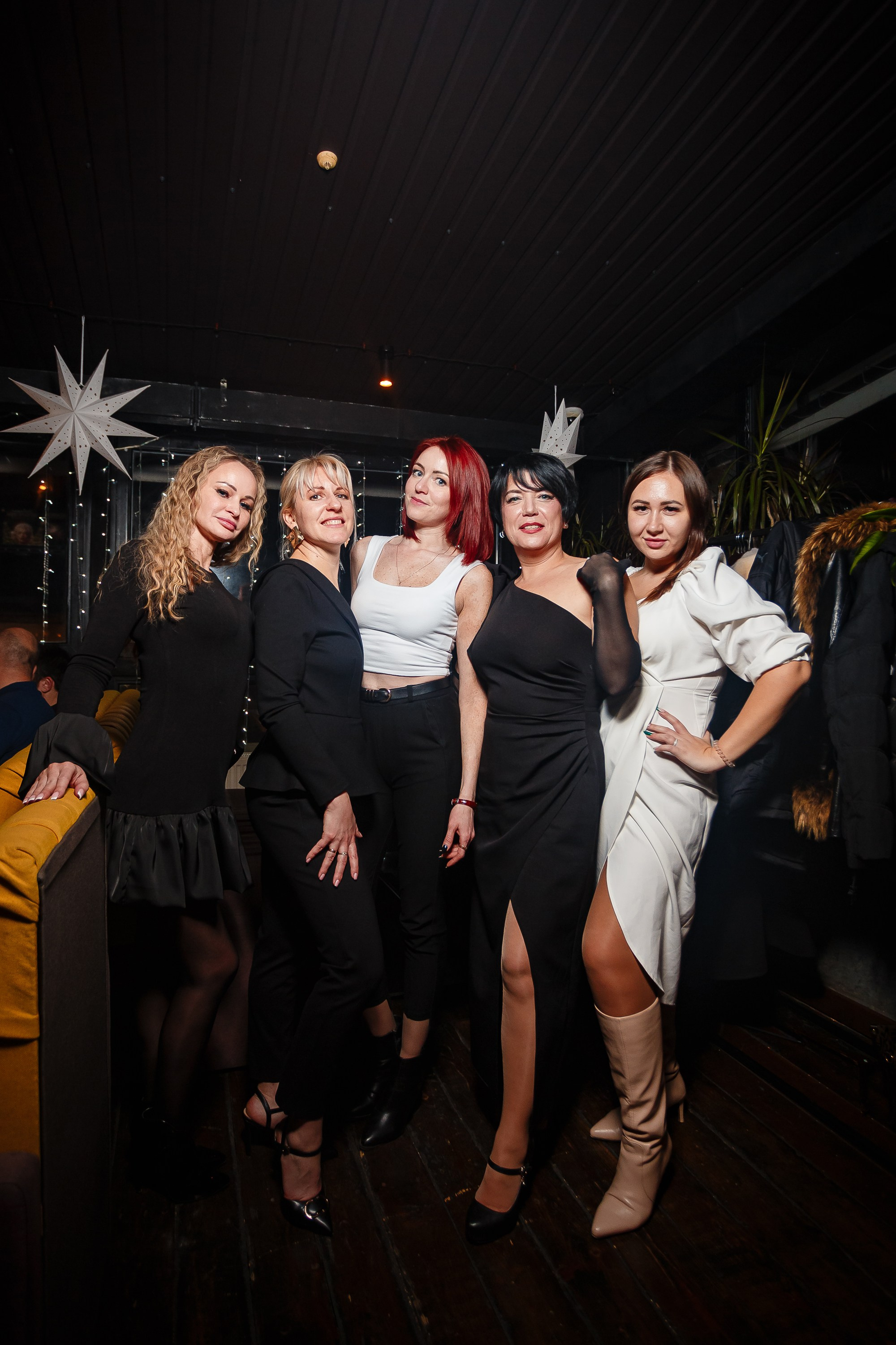 Simple Saturday_Simple Bar_Симферополь_21.12.2024. Аминов Руслан | Фотограф