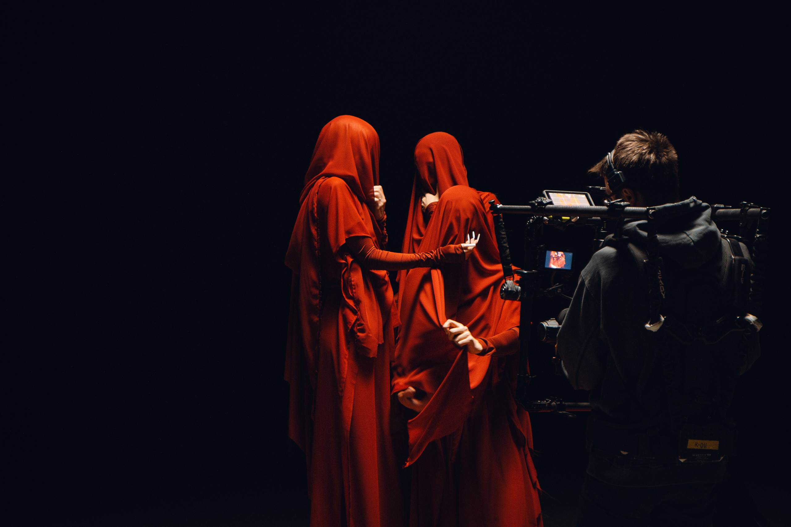 Бэкстеджи. Фотограф Егор Огородов