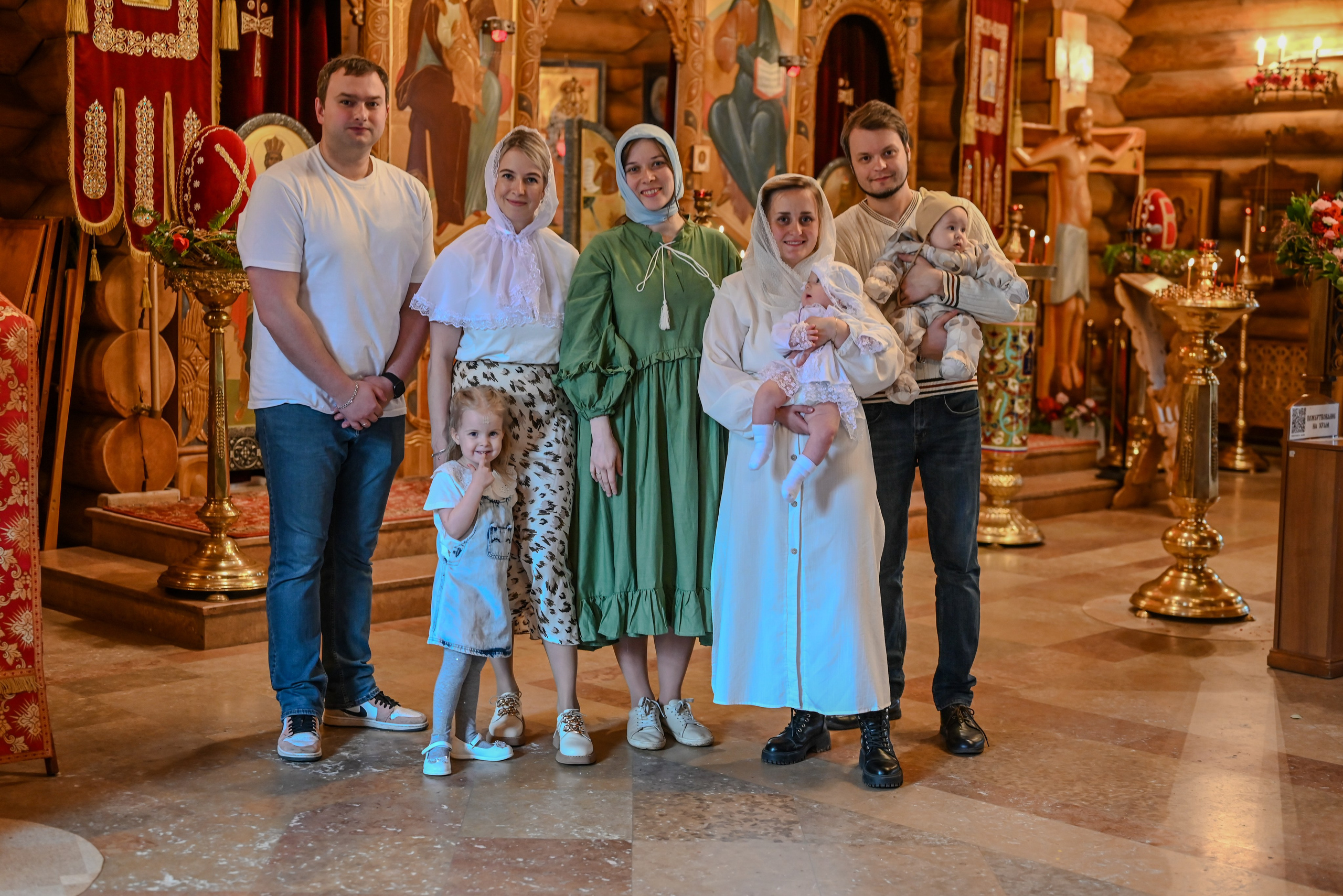 Храм Двенадцати Апостолов. Семейный и детский фотограф Москва