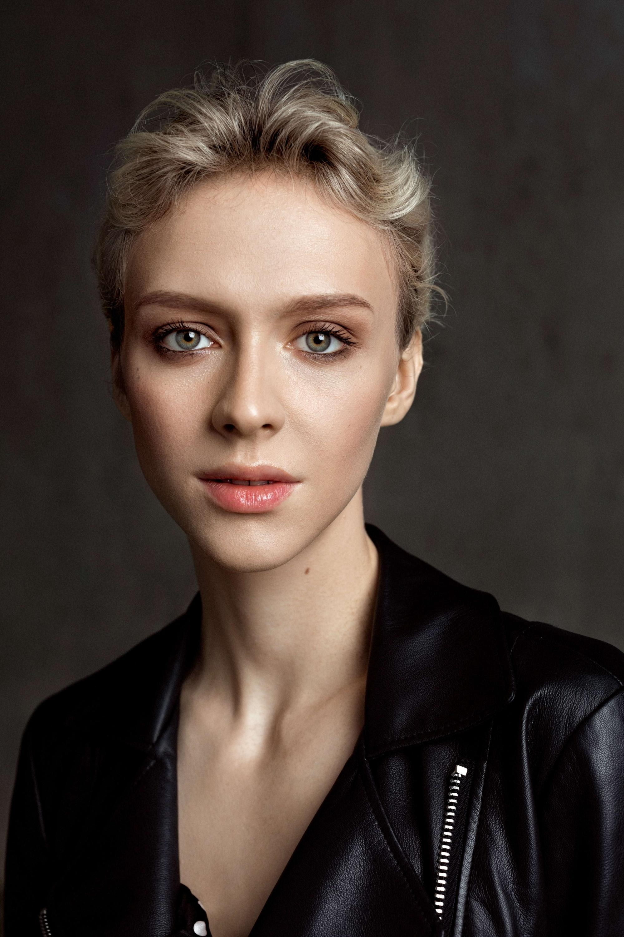 Women. Fotógrafo de retratos y de negocios en Moscú Andréi Nikolsky