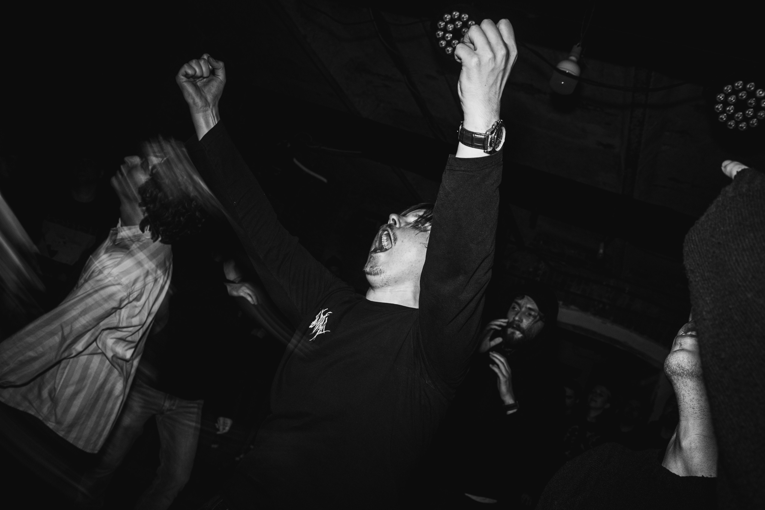 Lowfloor & Smyčka & Supruga 30.10.2025. Репортажный фотограф в Москве Legiodot