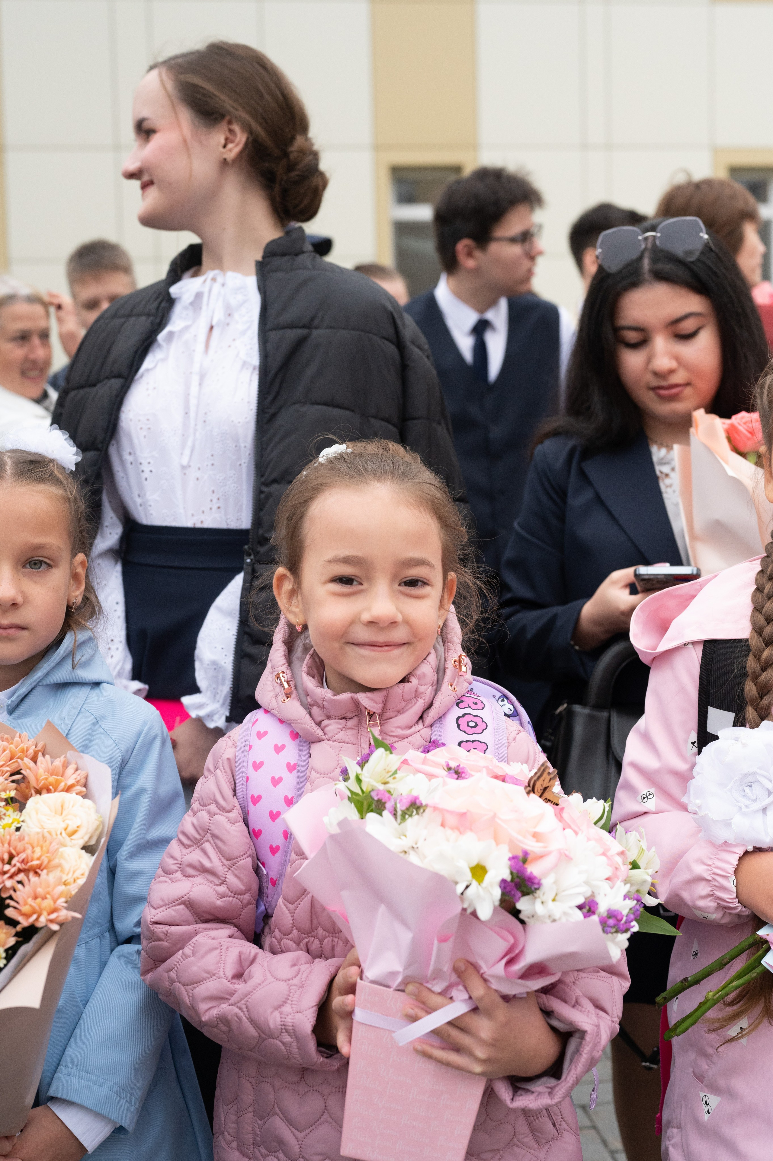 1 сентября 1 К 16 гимназия репортаж, линейка +в классе. Фотограф новорожденных, семейный детский в Тюмени Татьяна Морозова
