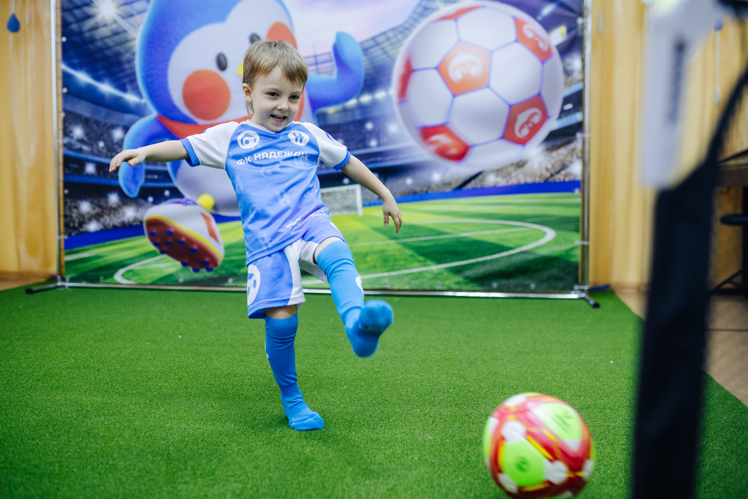 Фотосессия с кубком в детских садах г. Магнитогорска. Денис Прохоров Фотограф в г. Магнитогорск