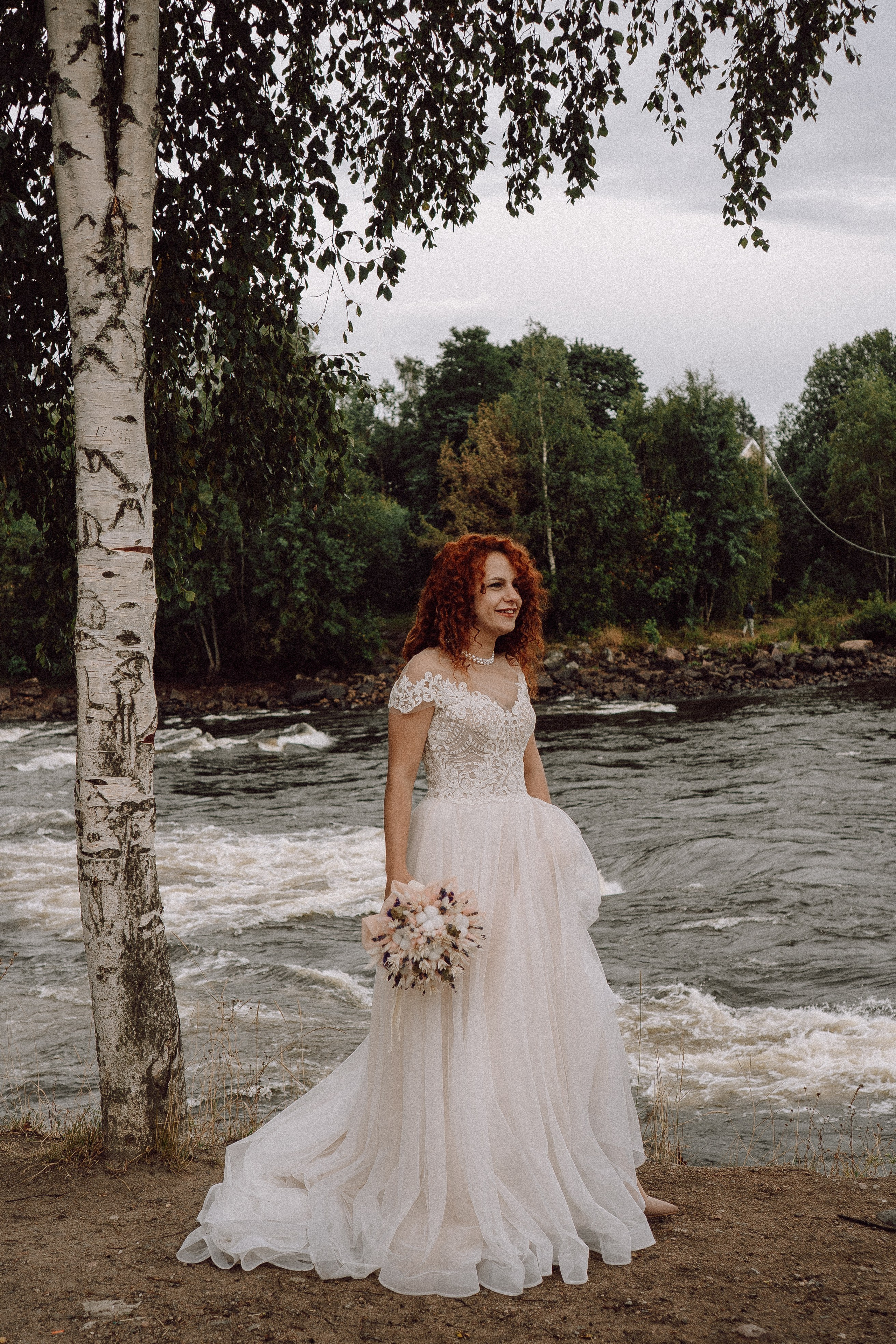 СВАДЕБНАЯ ФОТОСЕССИИЯ ПАРЫ В ГОРОДЕ ПРИОЗЕРСК В СОСНОВОМ ЛЕСУ И С ПИКАПОМ. Профессиональный фотограф, Санкт-Петербург — Виктория Богомолова