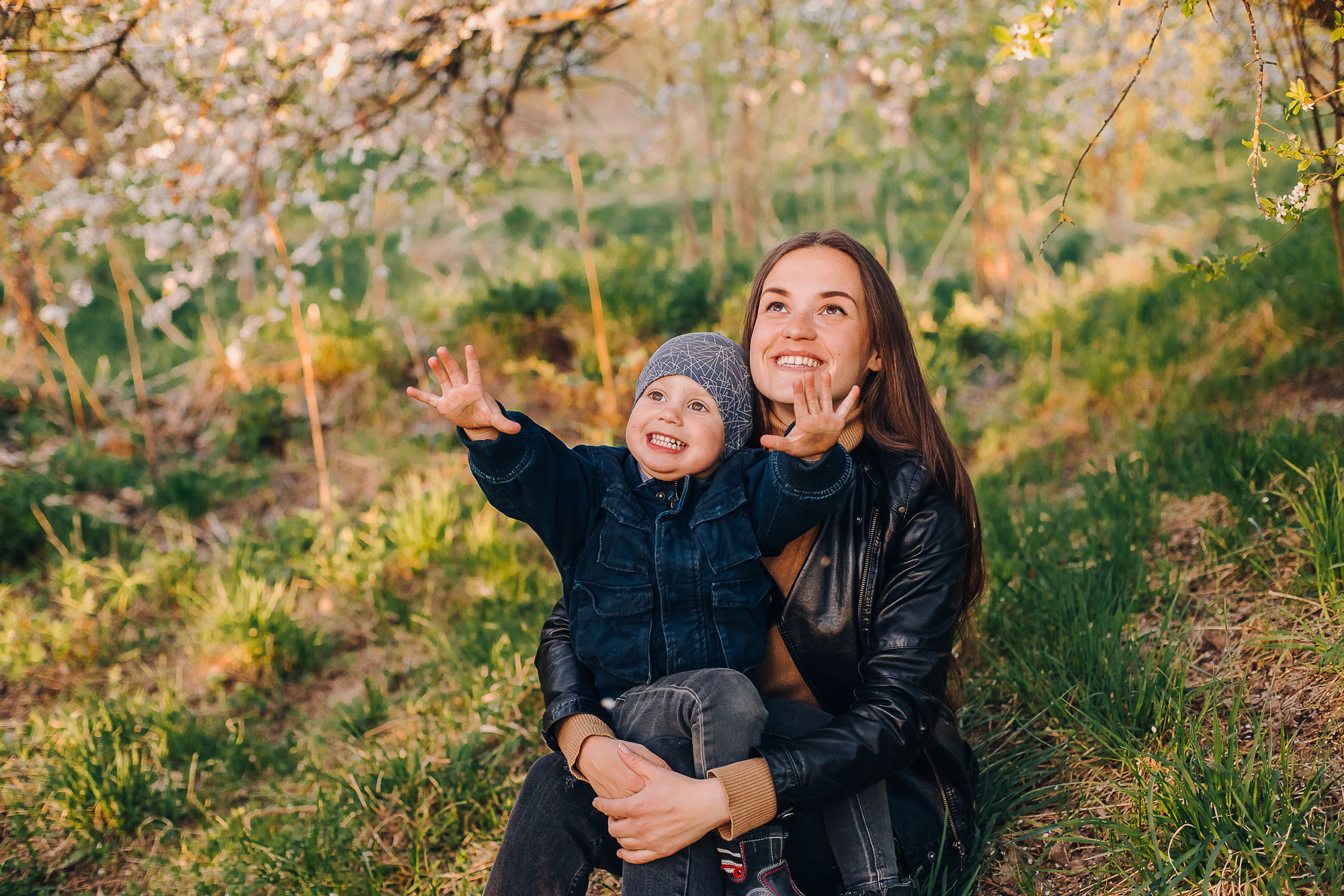 Люба и Марк (цветение садов). Семейный фотограф в Минске Саша Павлюк