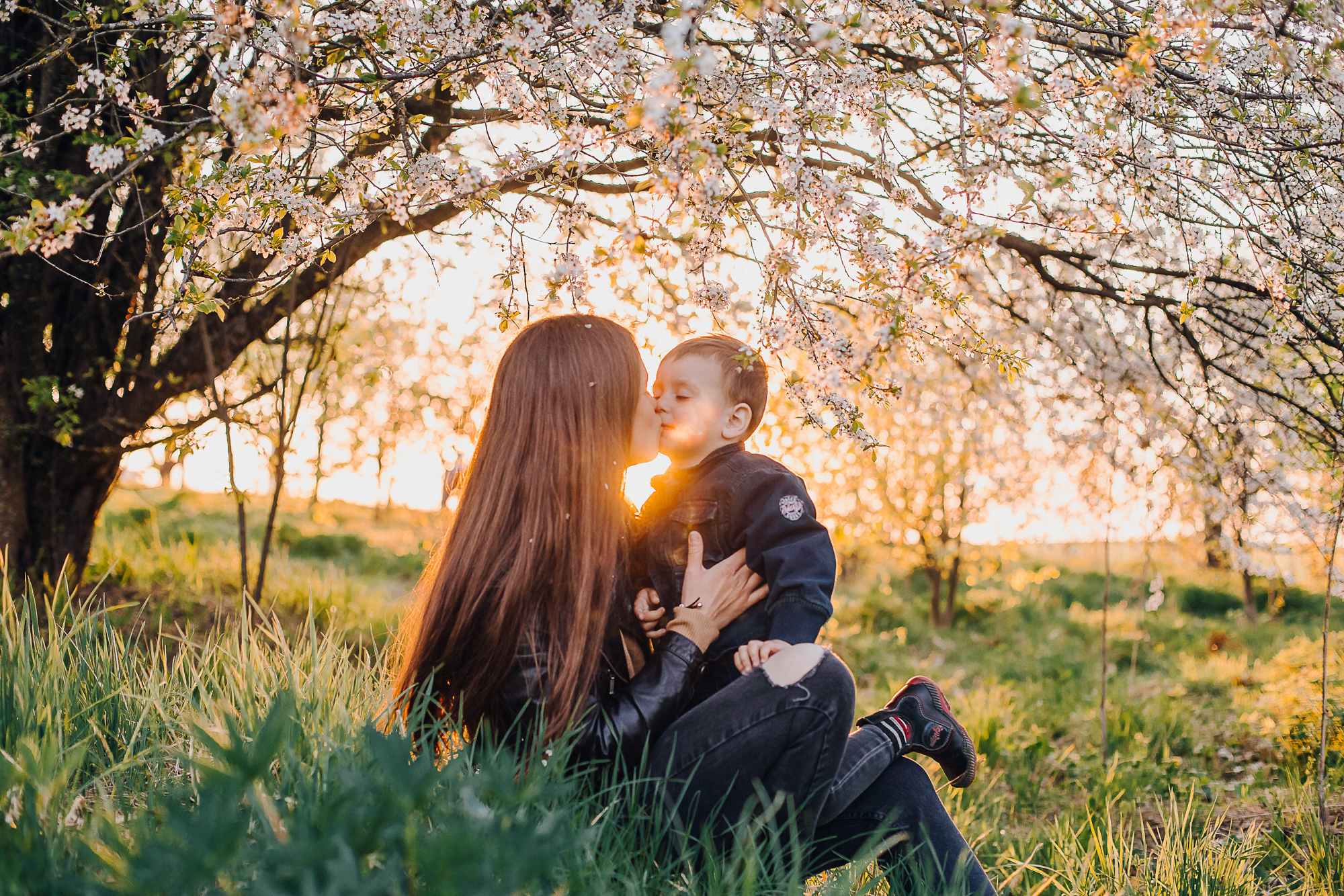 Люба и Марк (цветение садов). Семейный фотограф в Минске Саша Павлюк
