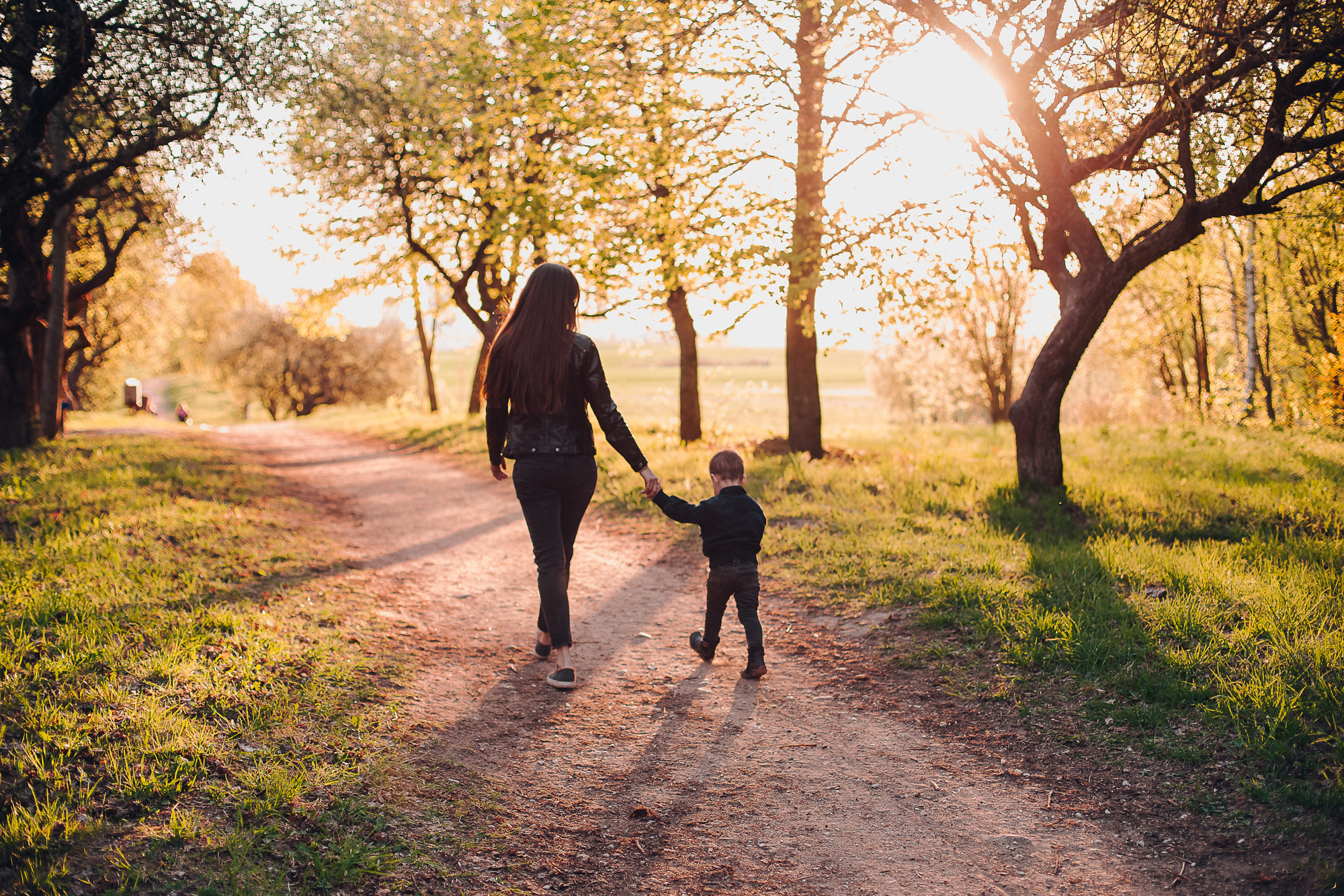 Люба и Марк (цветение садов). Семейный фотограф в Минске Саша Павлюк