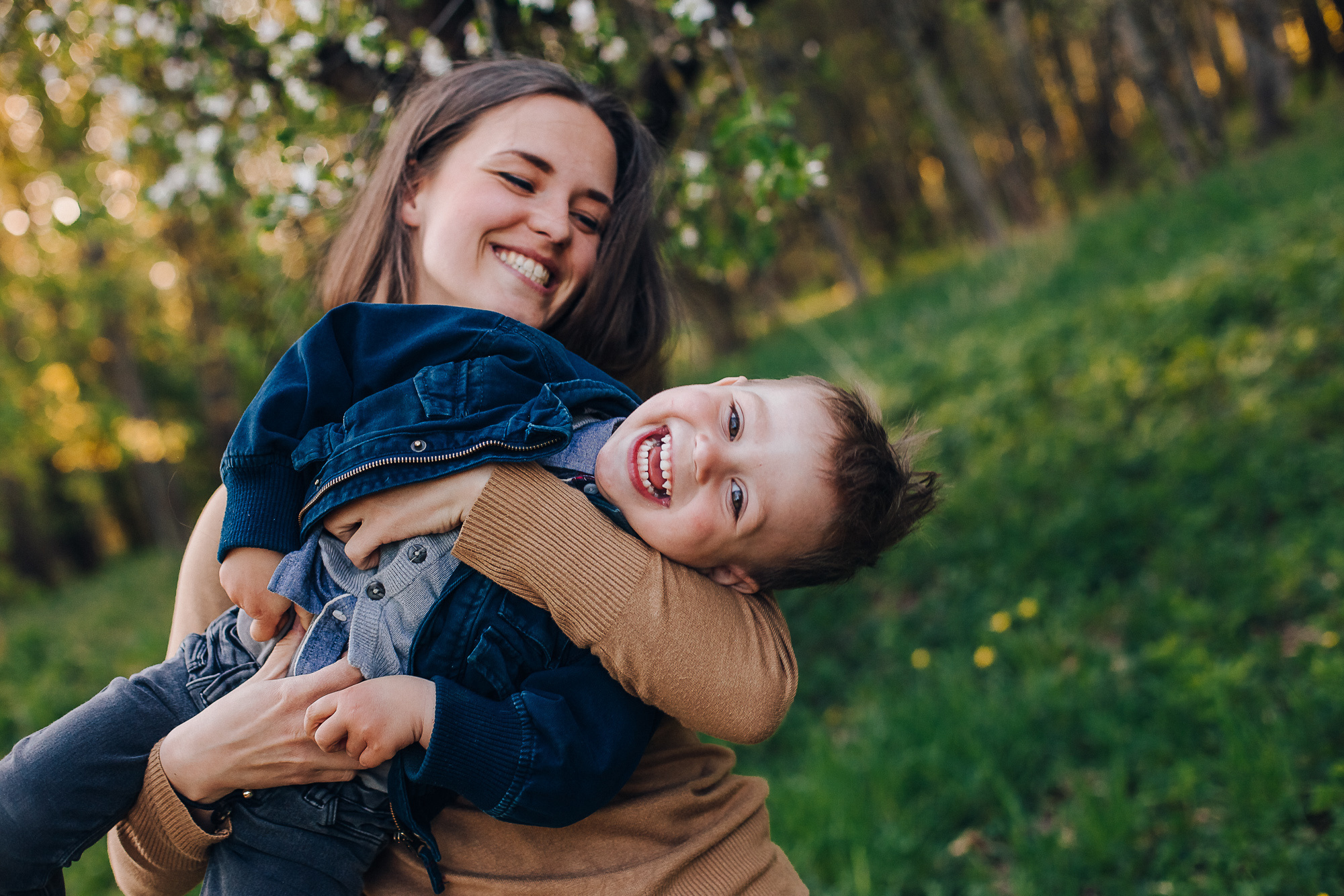 Люба и Марк (цветение садов). Семейный фотограф в Минске Саша Павлюк