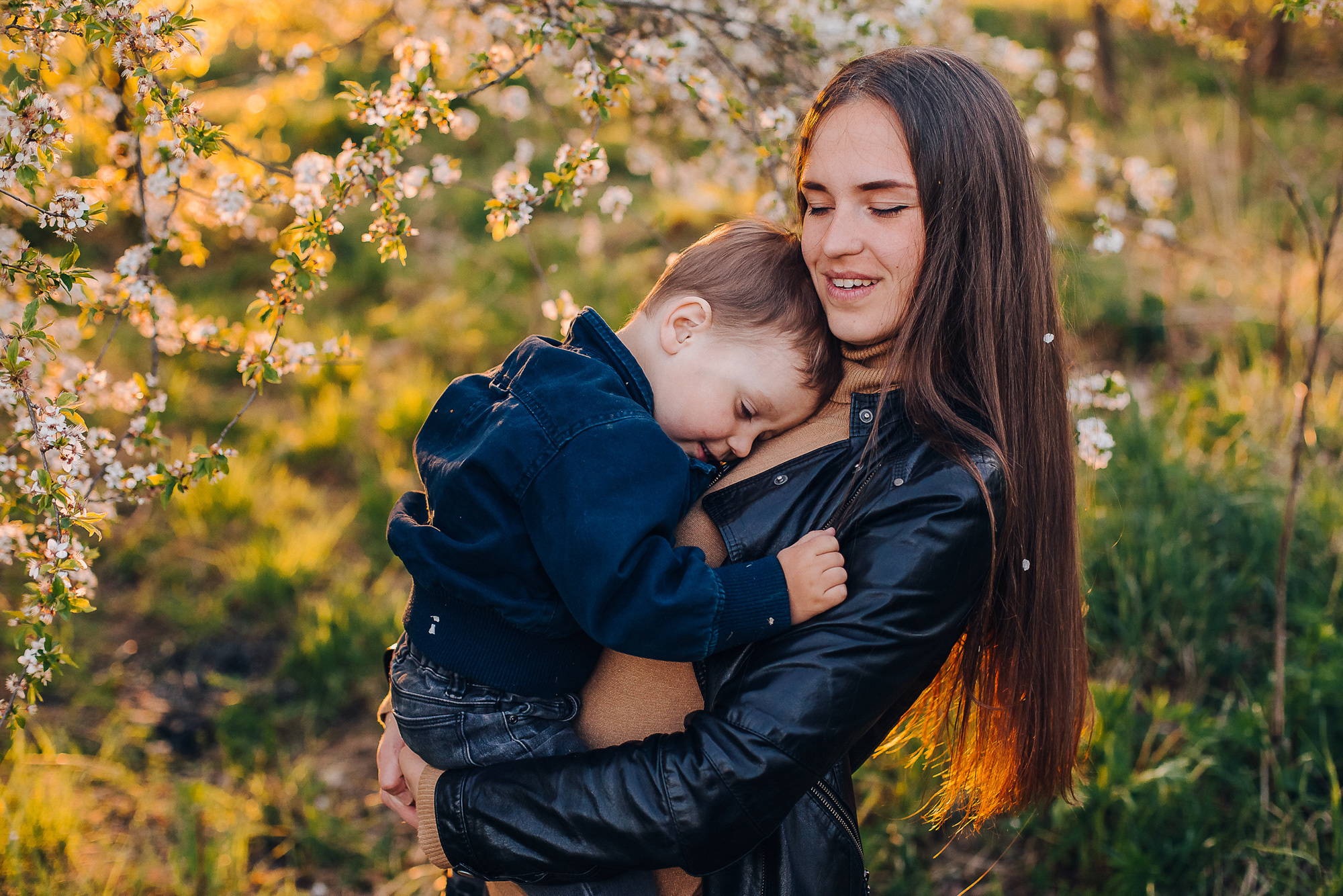 Люба и Марк (цветение садов). Семейный фотограф в Минске Саша Павлюк