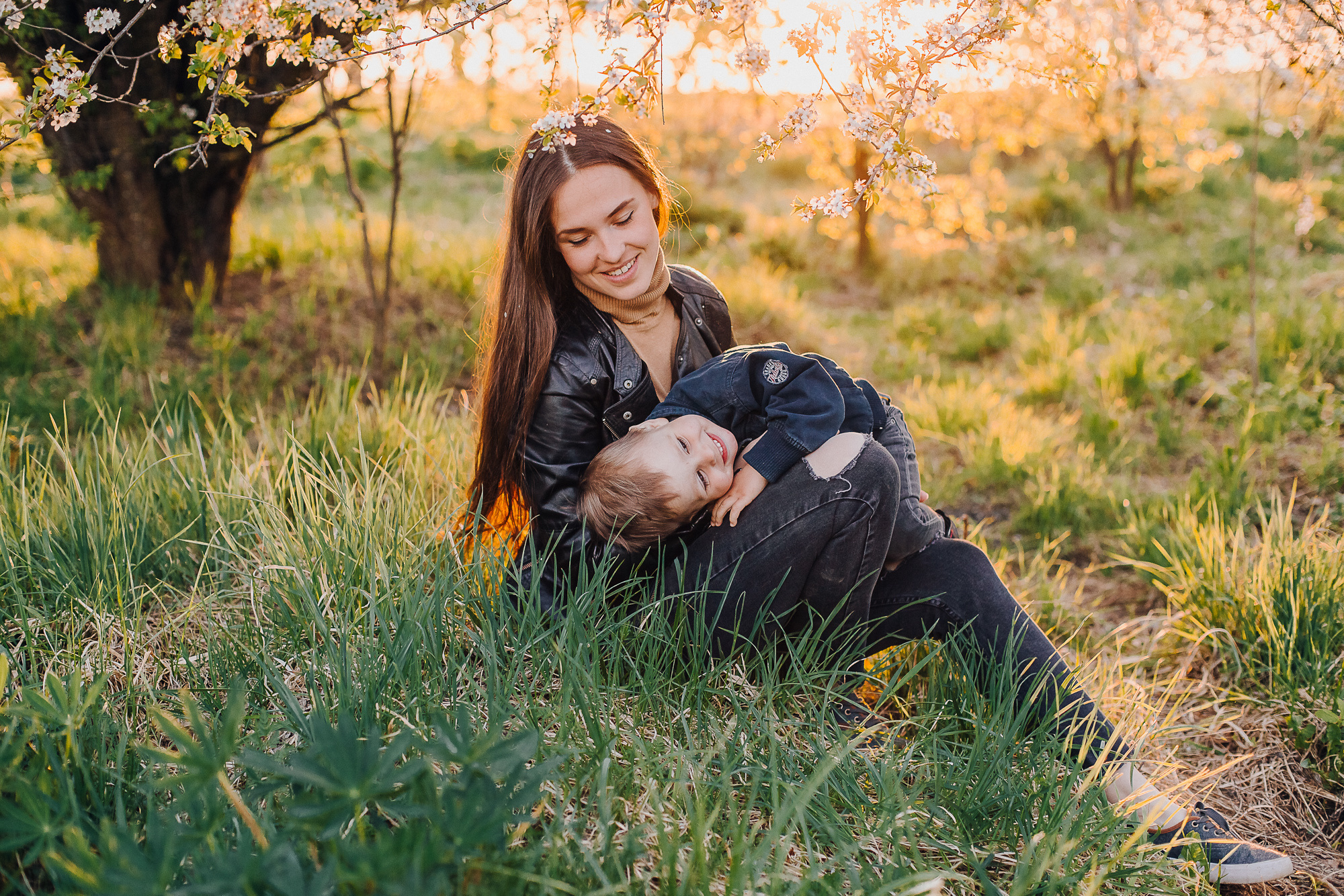 Люба и Марк (цветение садов). Семейный фотограф в Минске Саша Павлюк
