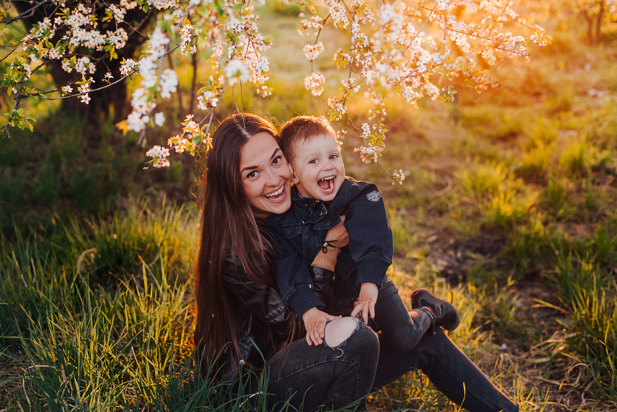 Люба и Марк (цветение садов). Семейный фотограф в Минске Саша Павлюк