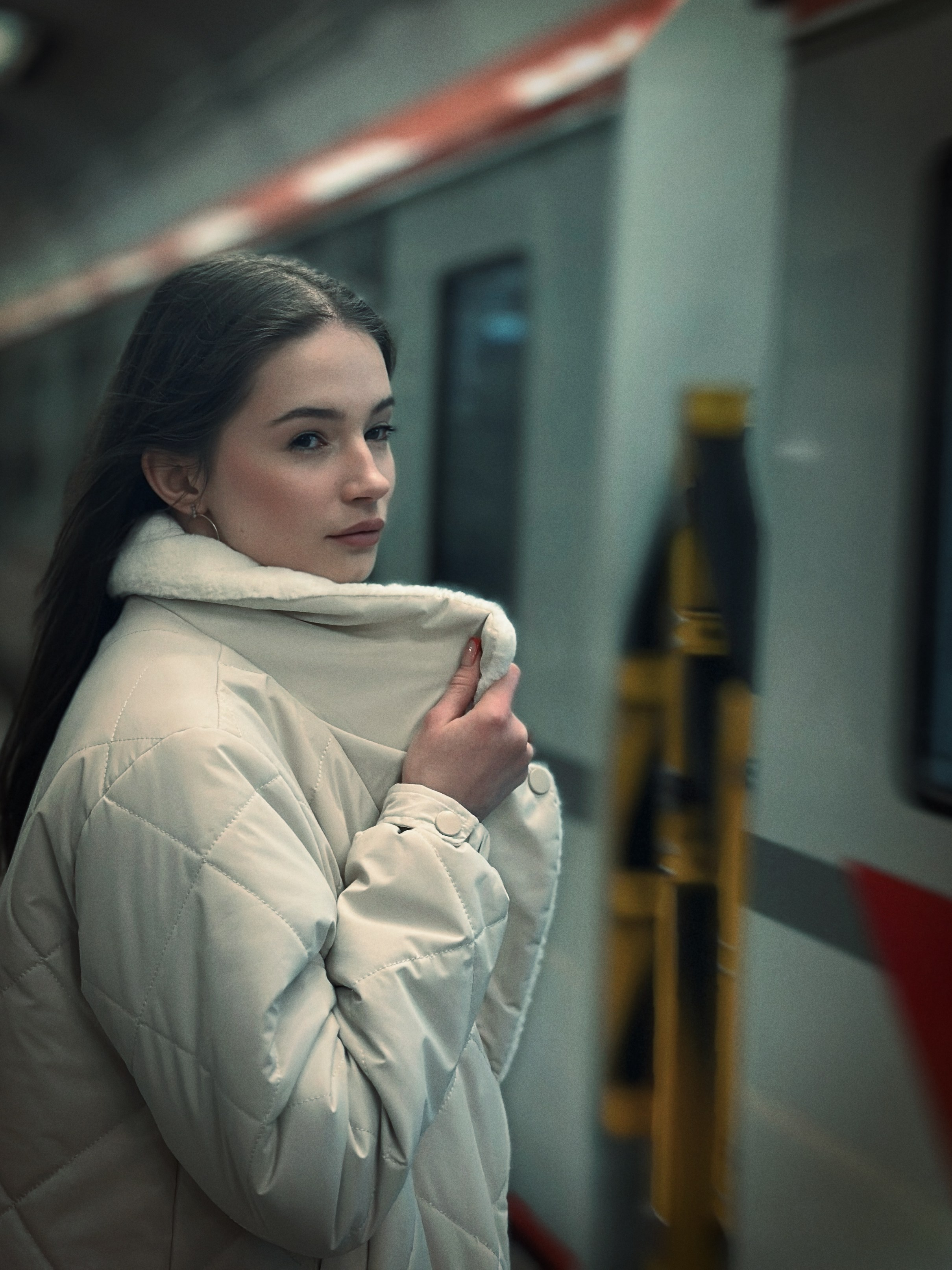 Метро. Мобильный фотограф Дмитрий Шпуров | KIREVAS