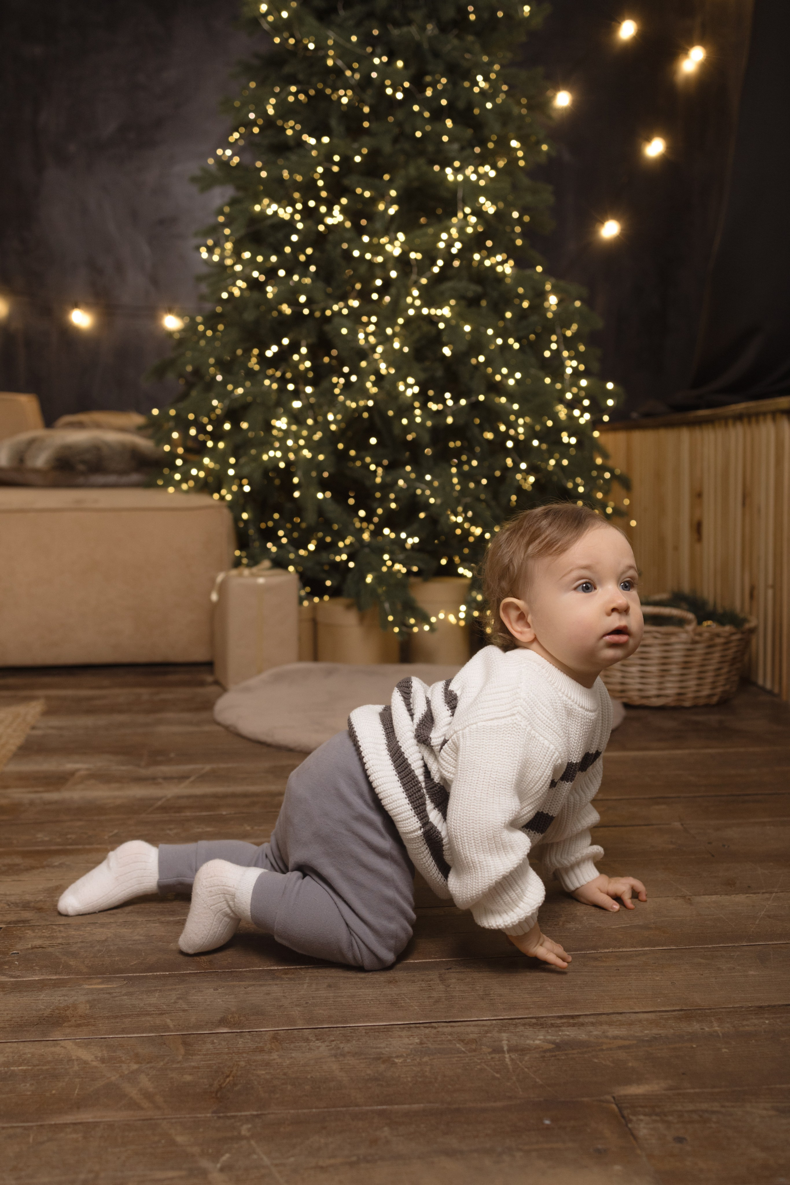 Новогодняя съемка в Историях (зал Мидл). Фотограф беременности и новорожденных в Красноярске Вета Ланская