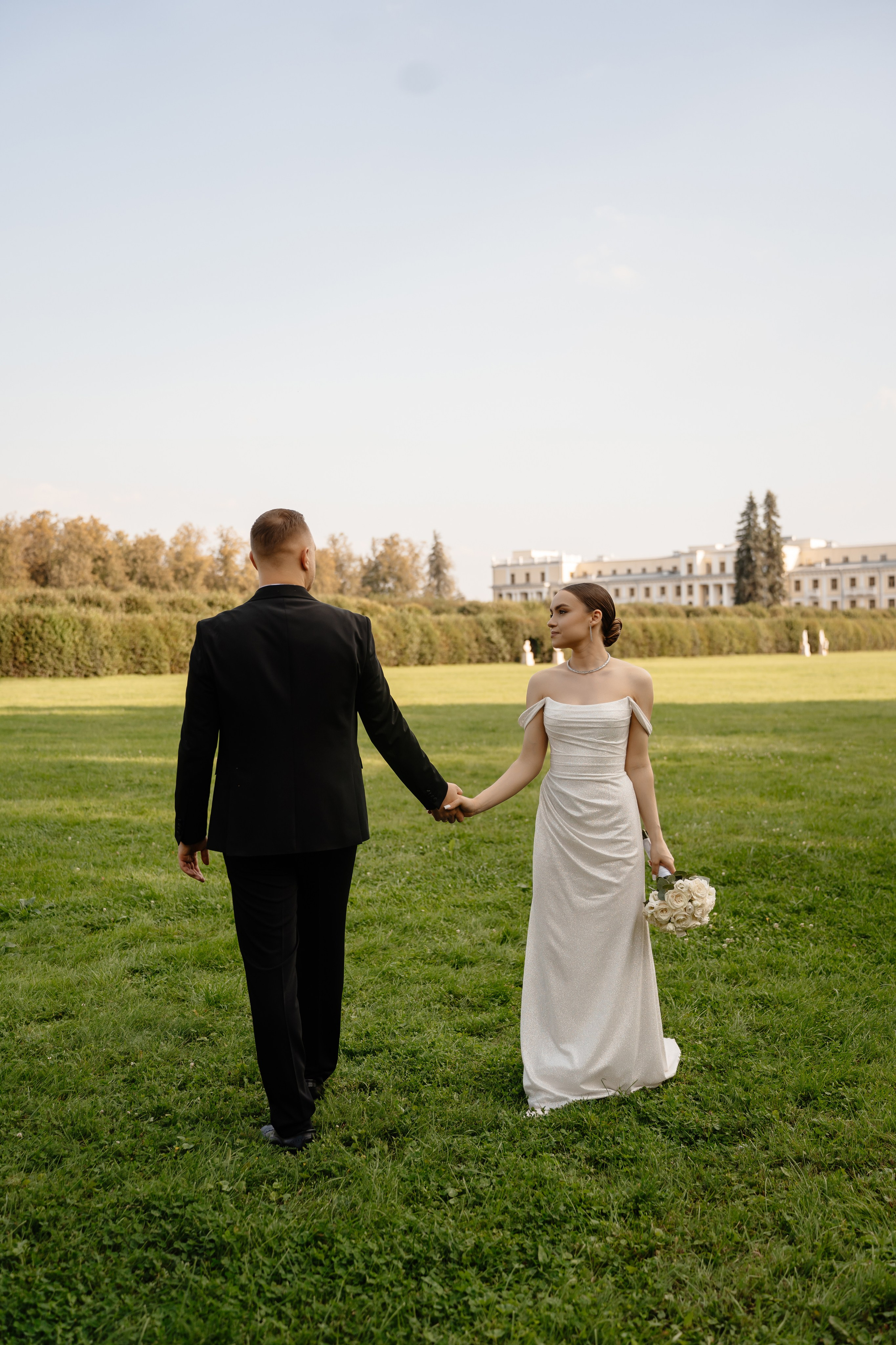 Свадебная фотосессия в парке Архангельское. Свадебный и семейный фотограф в Москве Светлана Зоткина