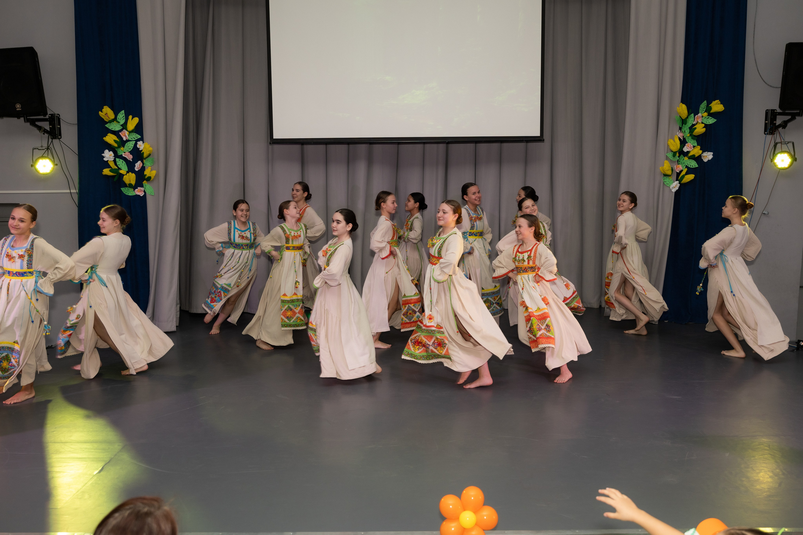 Танцевальный коллектив. Рыжий Фотограф Иркутск
