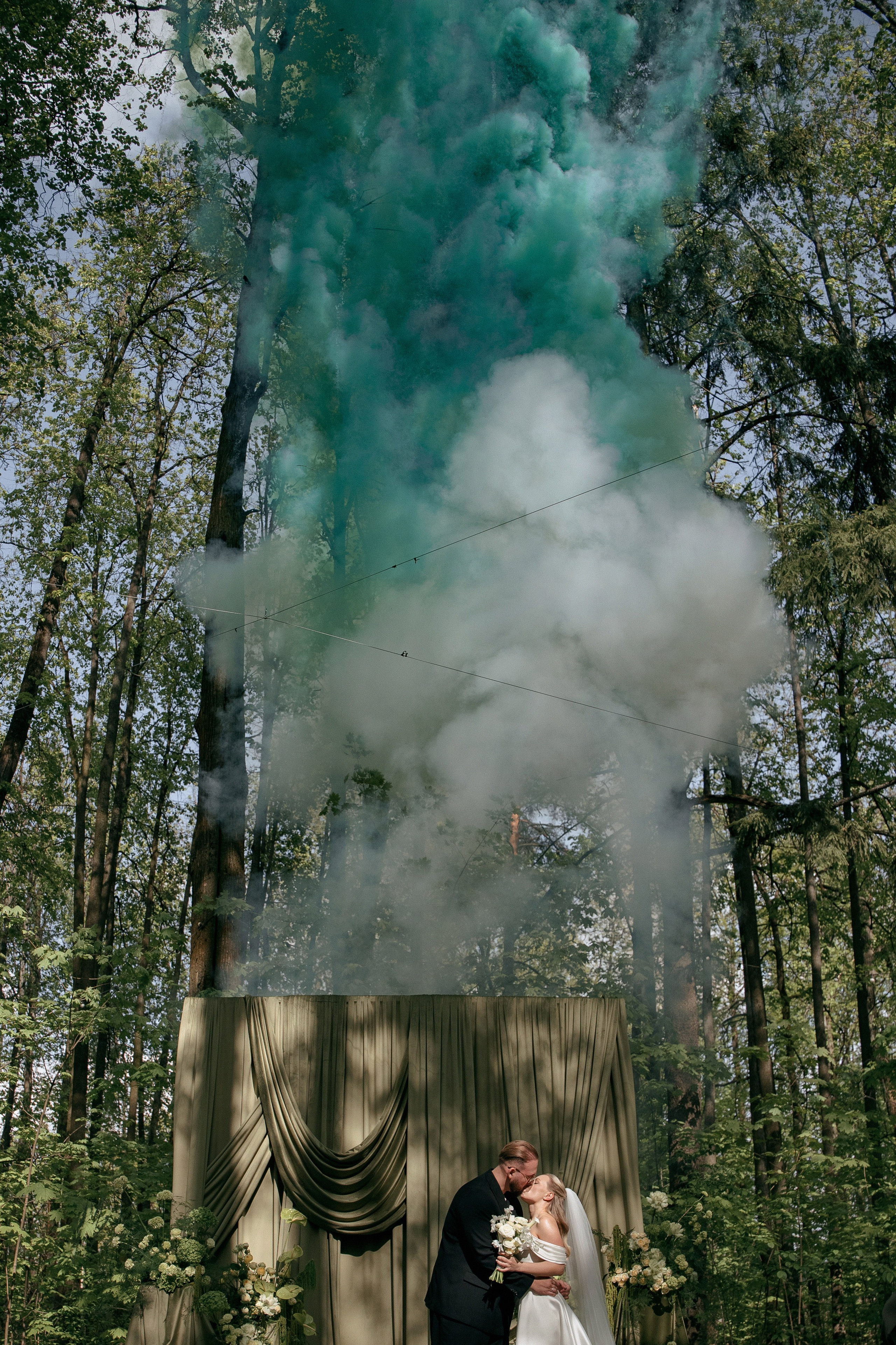 ЛЕС Event House выездная регистрация и свадебный банкет на площадке ЛЕС. Свадебный фотограф Москва