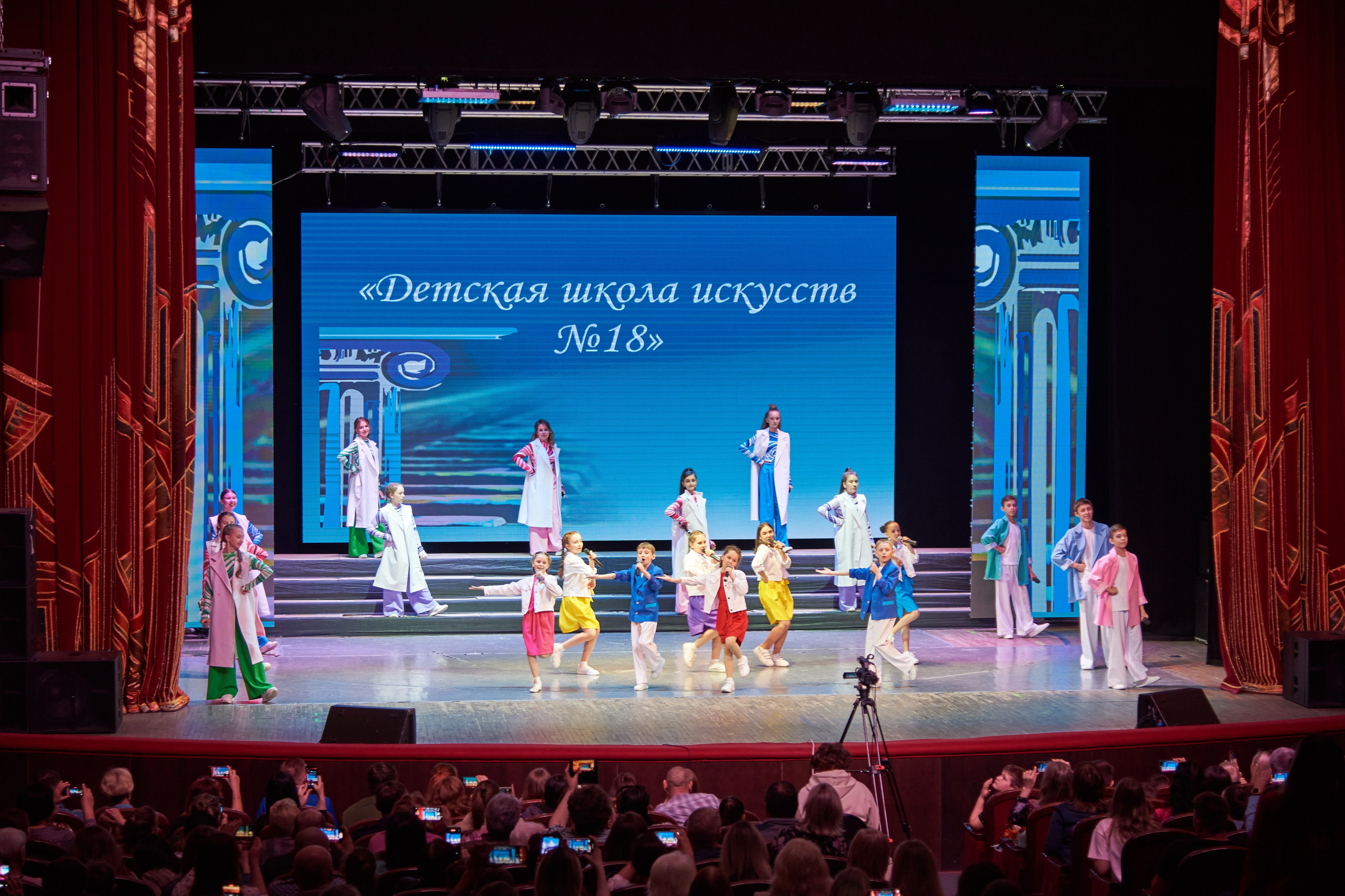Ежегодный отчетный концерт «Детской школы искуств № 18». [fXph] Фотограф Масликов Илья. Съёмка мероприятий в Ленинске-Кузнецком