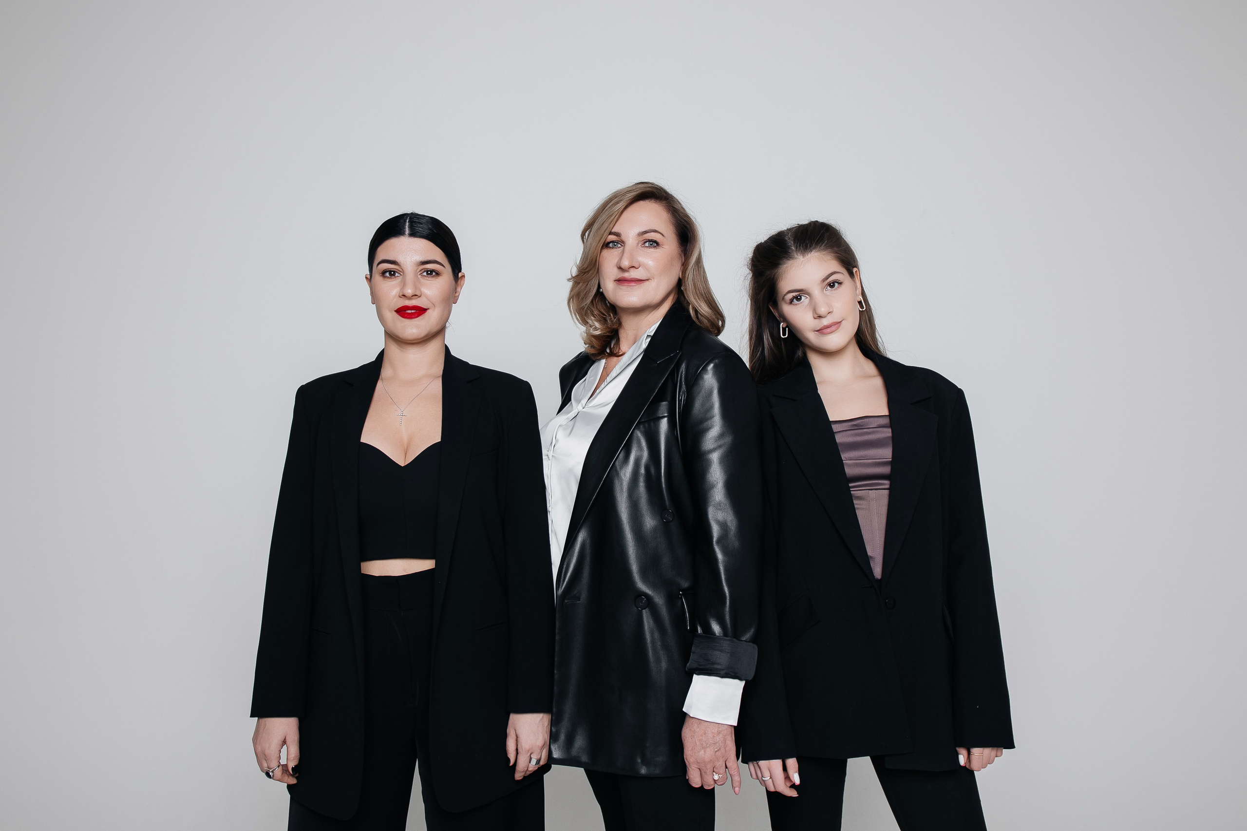 Юлия, Светлана, Александра. Фотограф Денис Лесковский (Тюмень)