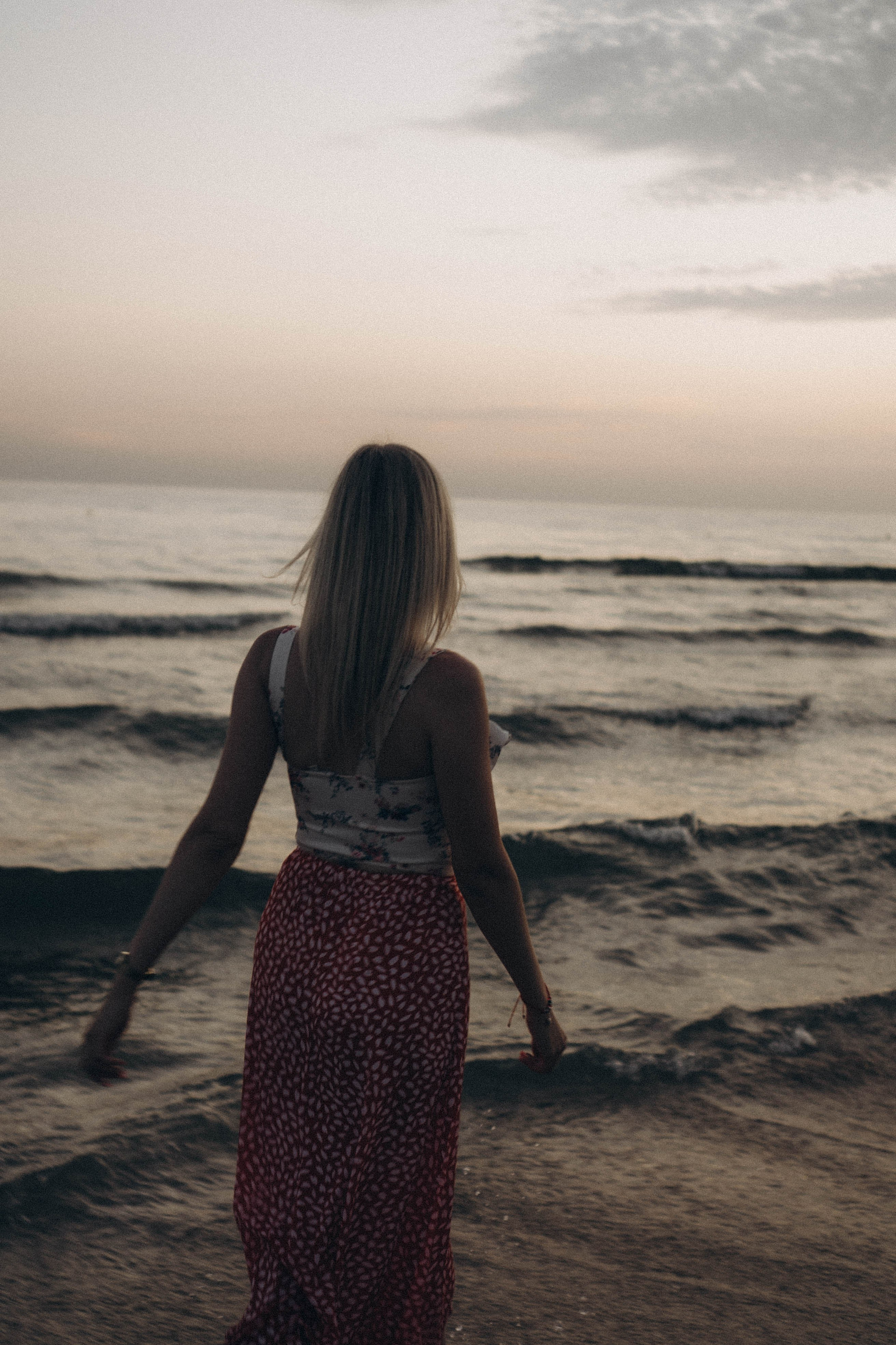 Июльский вечер на берегу черного моря. Профессиональный фотограф, Санкт-Петербург — Виктория Богомолова