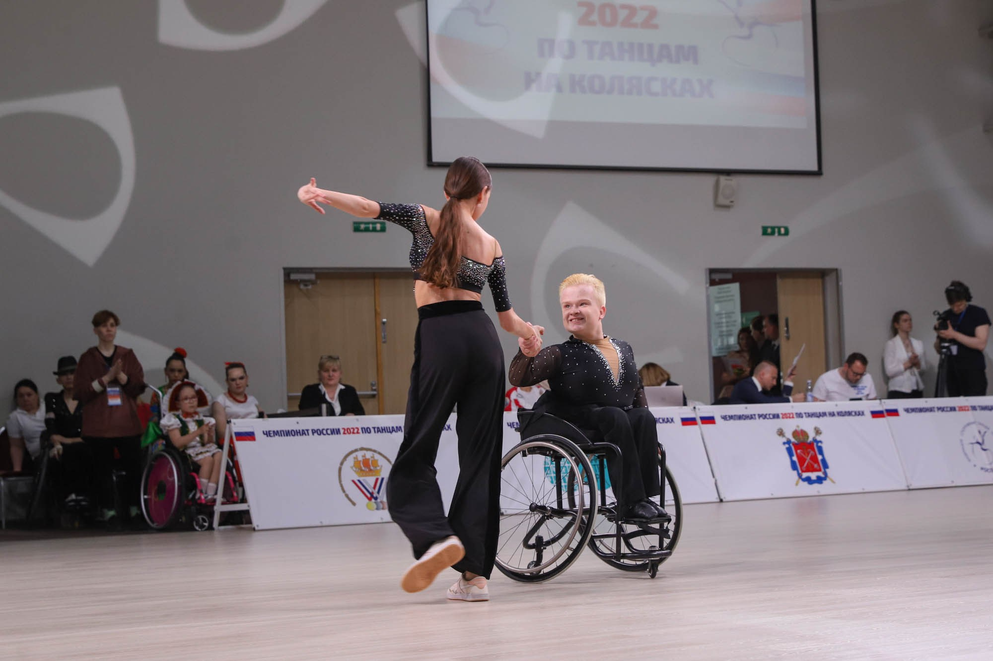 Чемпионат России по танцам на колясках. Фотограф Дарья Попова