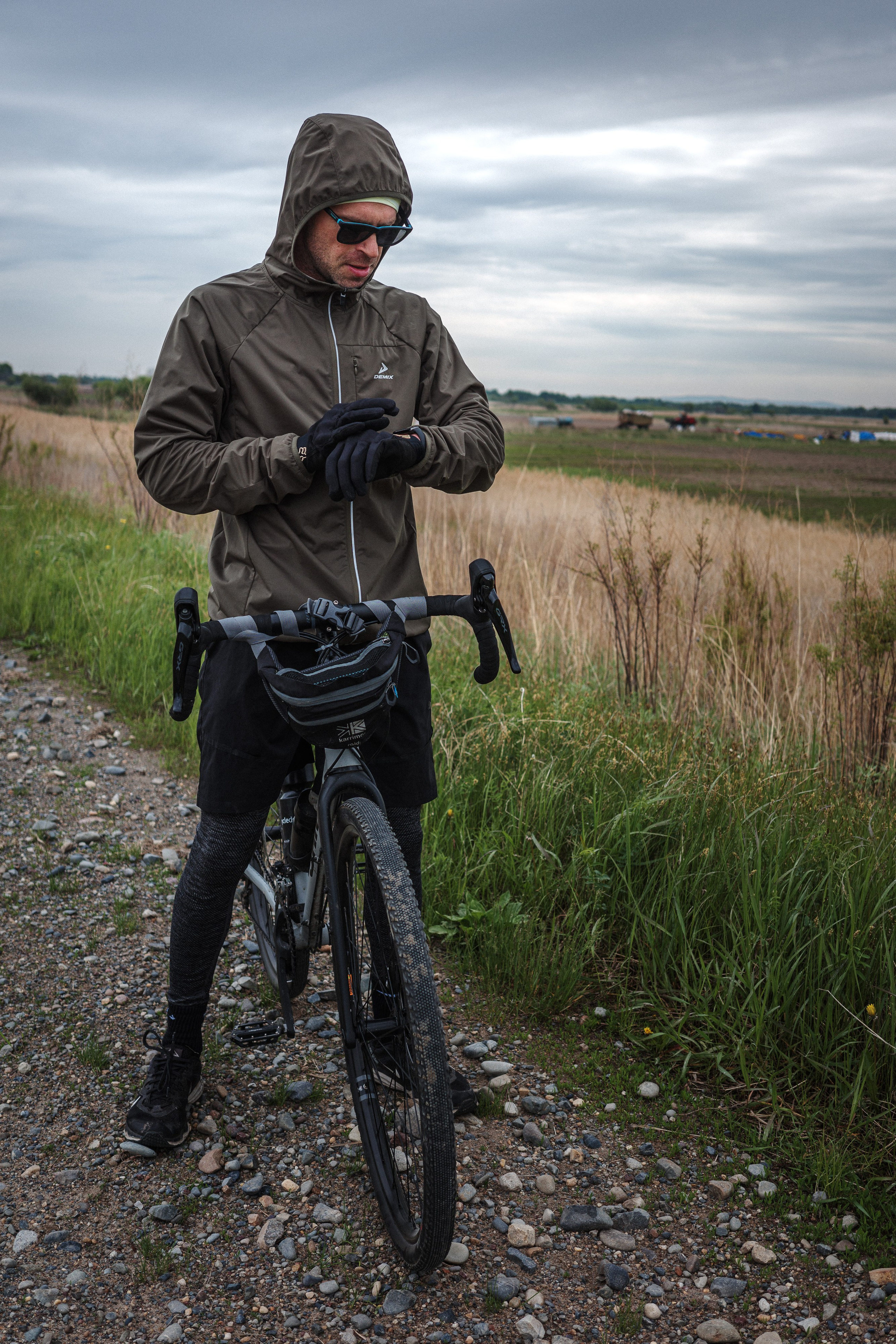 С Димой Уссурийский остров. Фото журналист