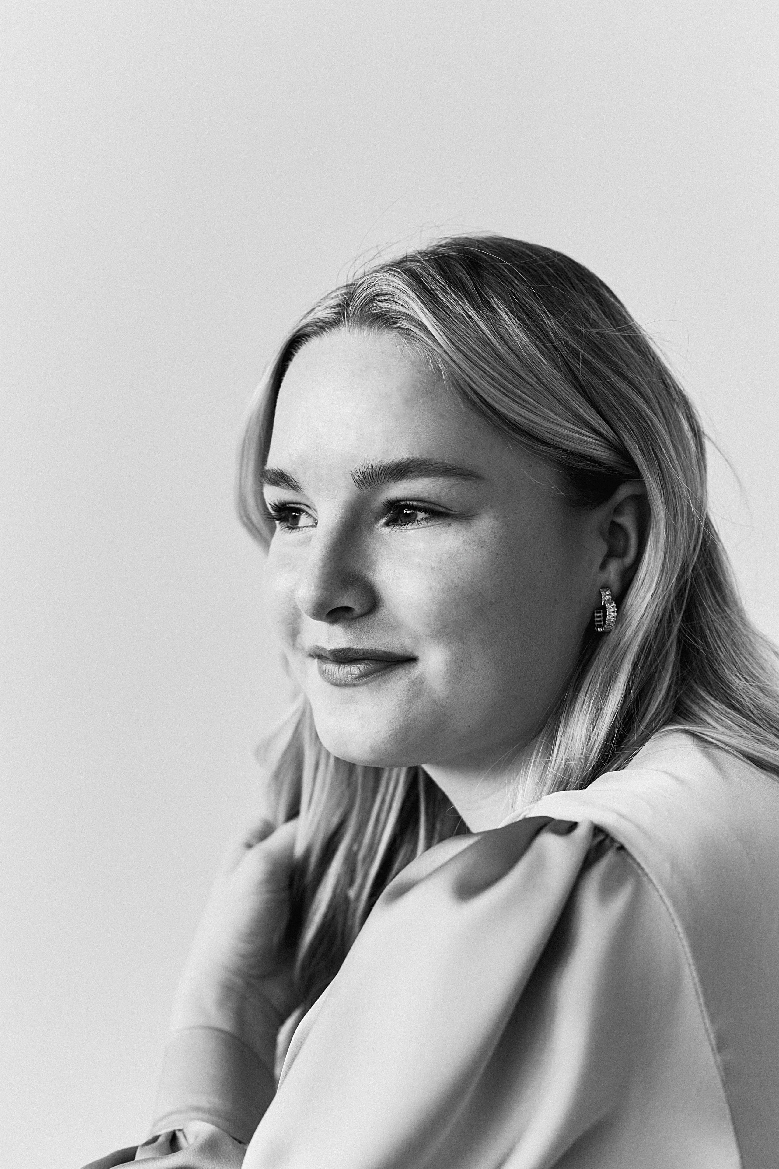 Монника. Свадебный салон-ателье Бонжур в Минске Bonjour