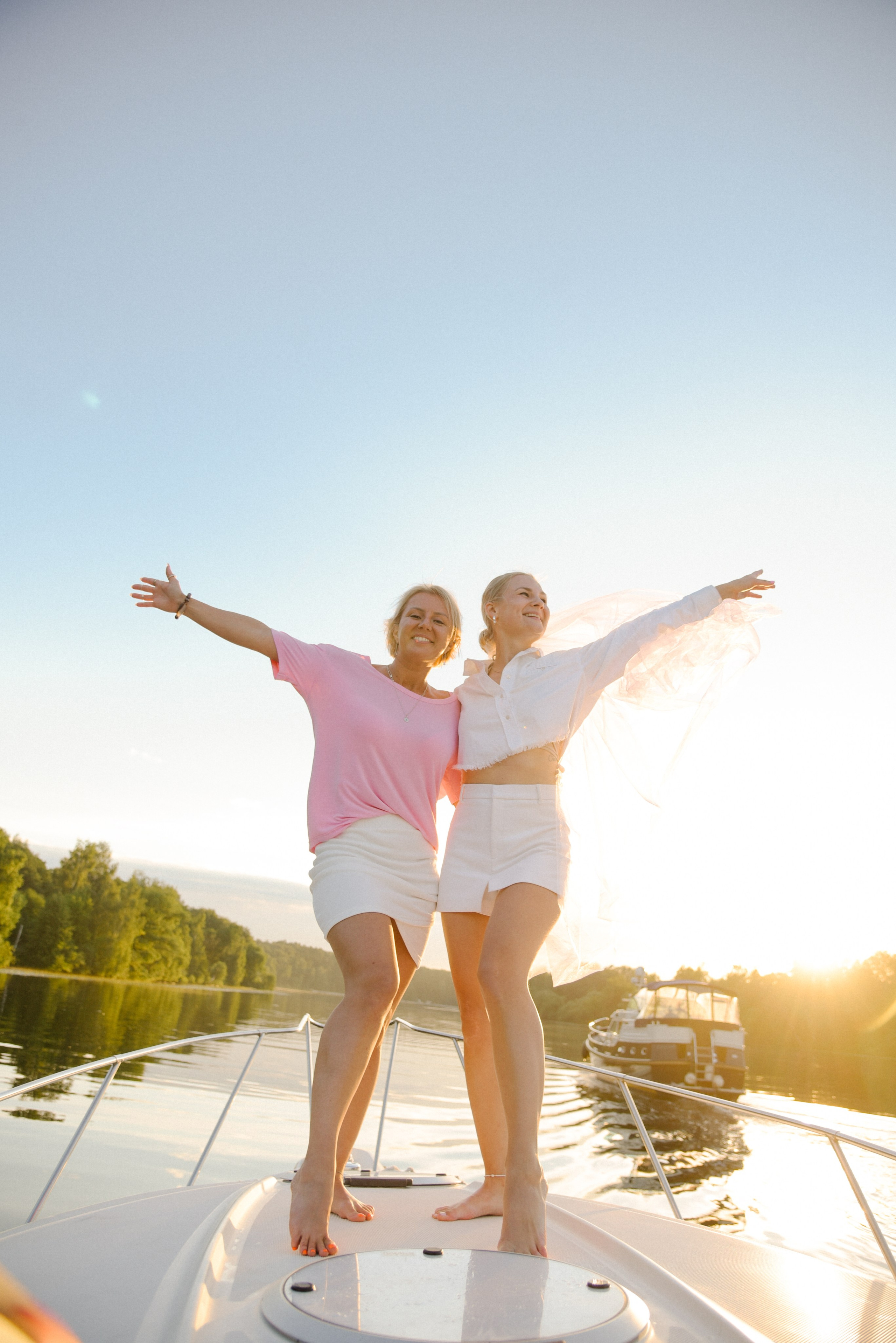 Девичник на яхте. Фотограф Лола Волна, город Москва