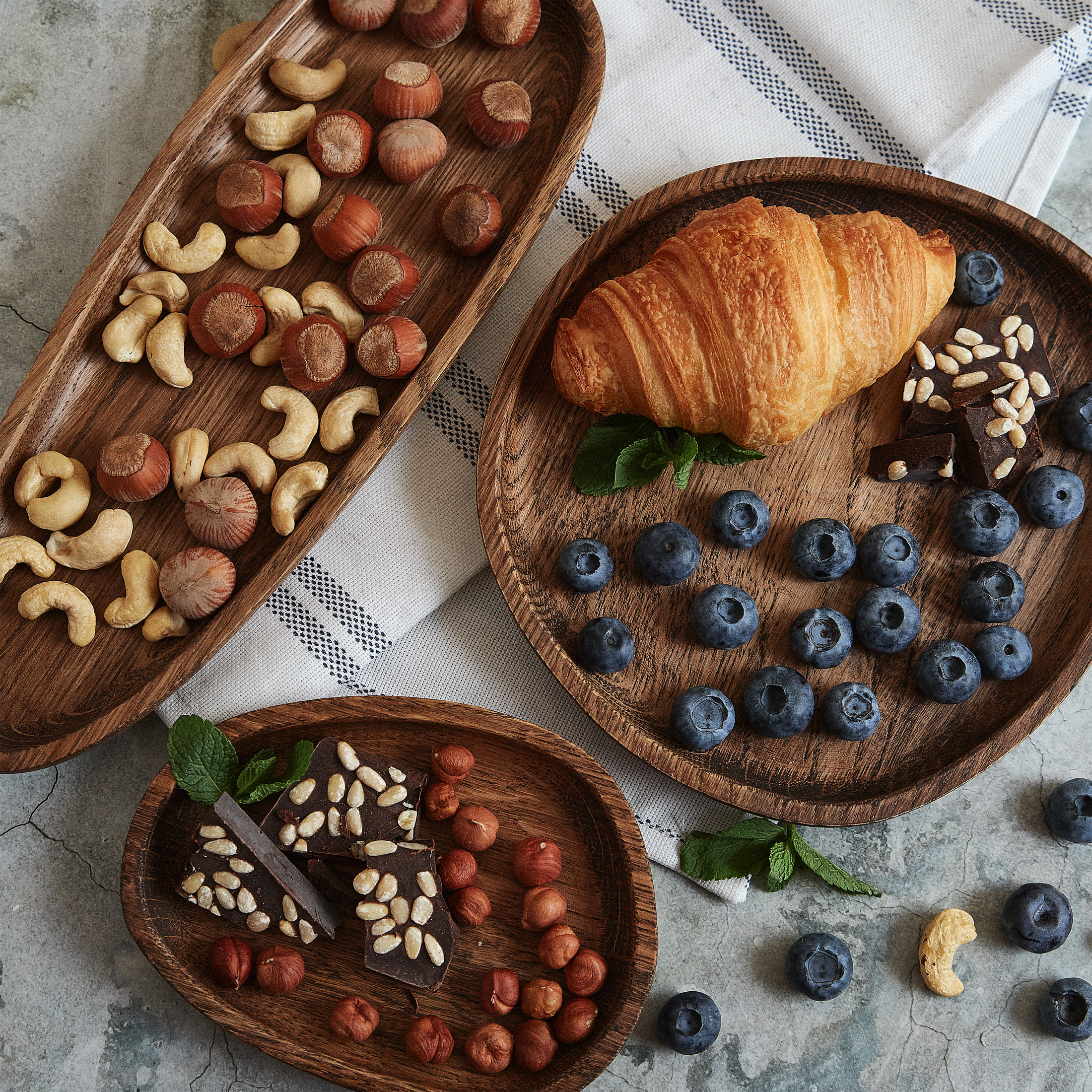 Съёмка товарных позиций для бренда «Лиловая дымка»