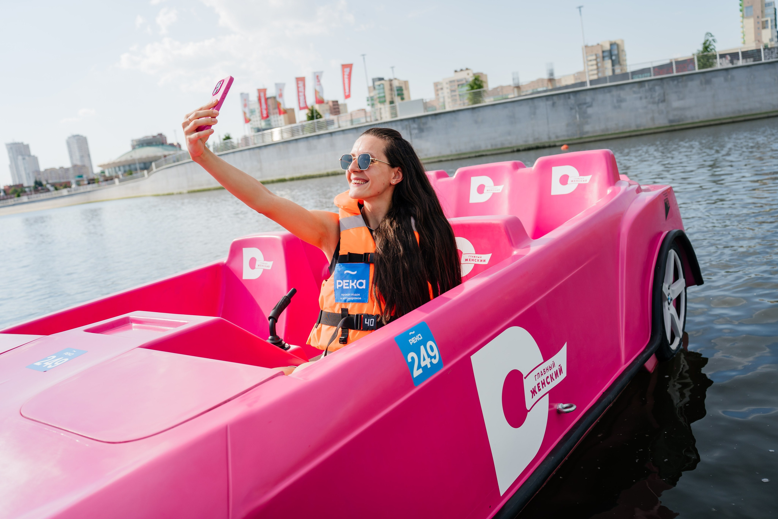 Съемка катамаранов для телеканала Домашний. Видеограф и Фотограф в Челябинске Ксения и Владимир Рюмины