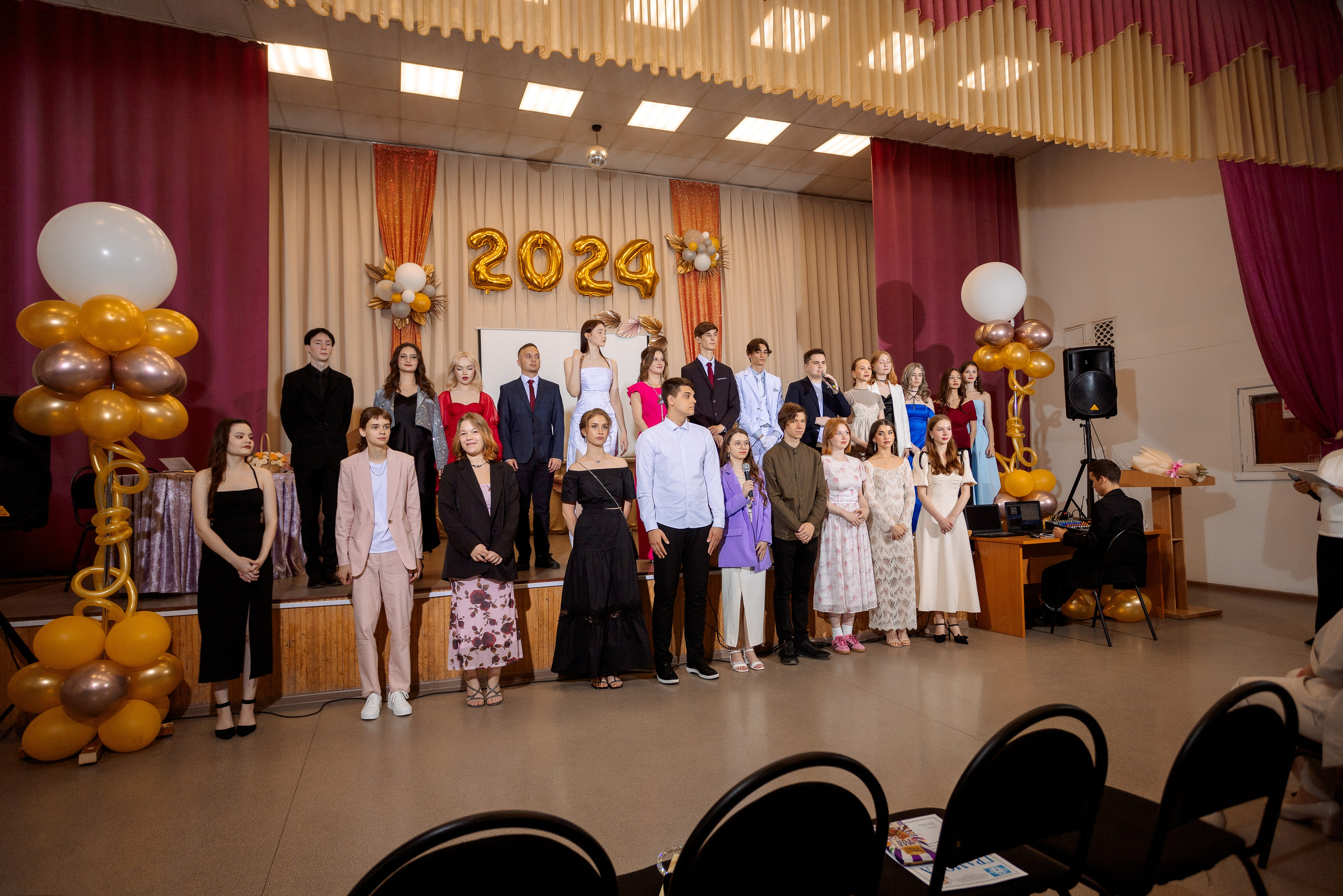 ВРУЧЕНИЕ АТТЕСТАТОВ: Пример. Все фото. Профессиональный фотограф в Ижевске Леша Петров