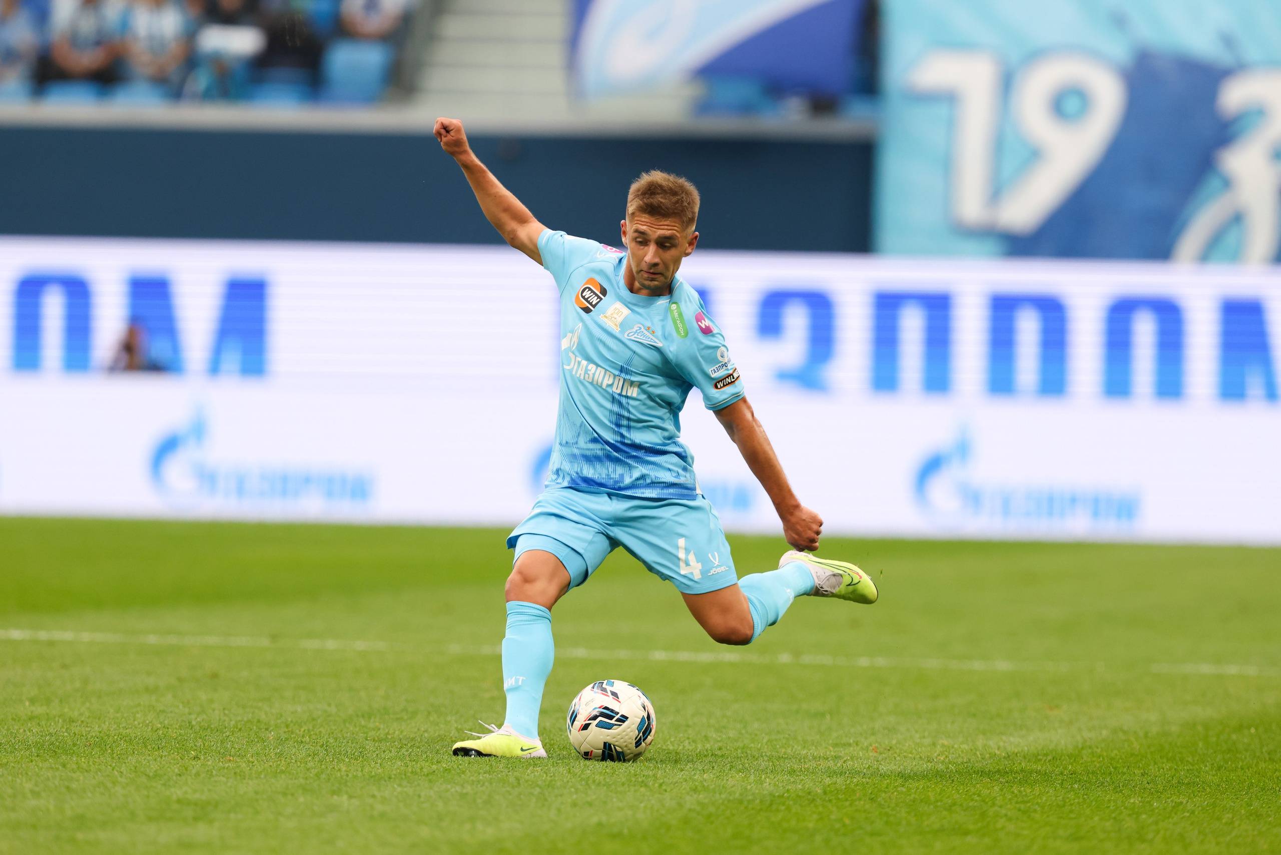 ФК «Зенит» — ФК «Динамо» Махачкала 23.08.2025. Спортивный и репортажный фотограф Антон Тереханов