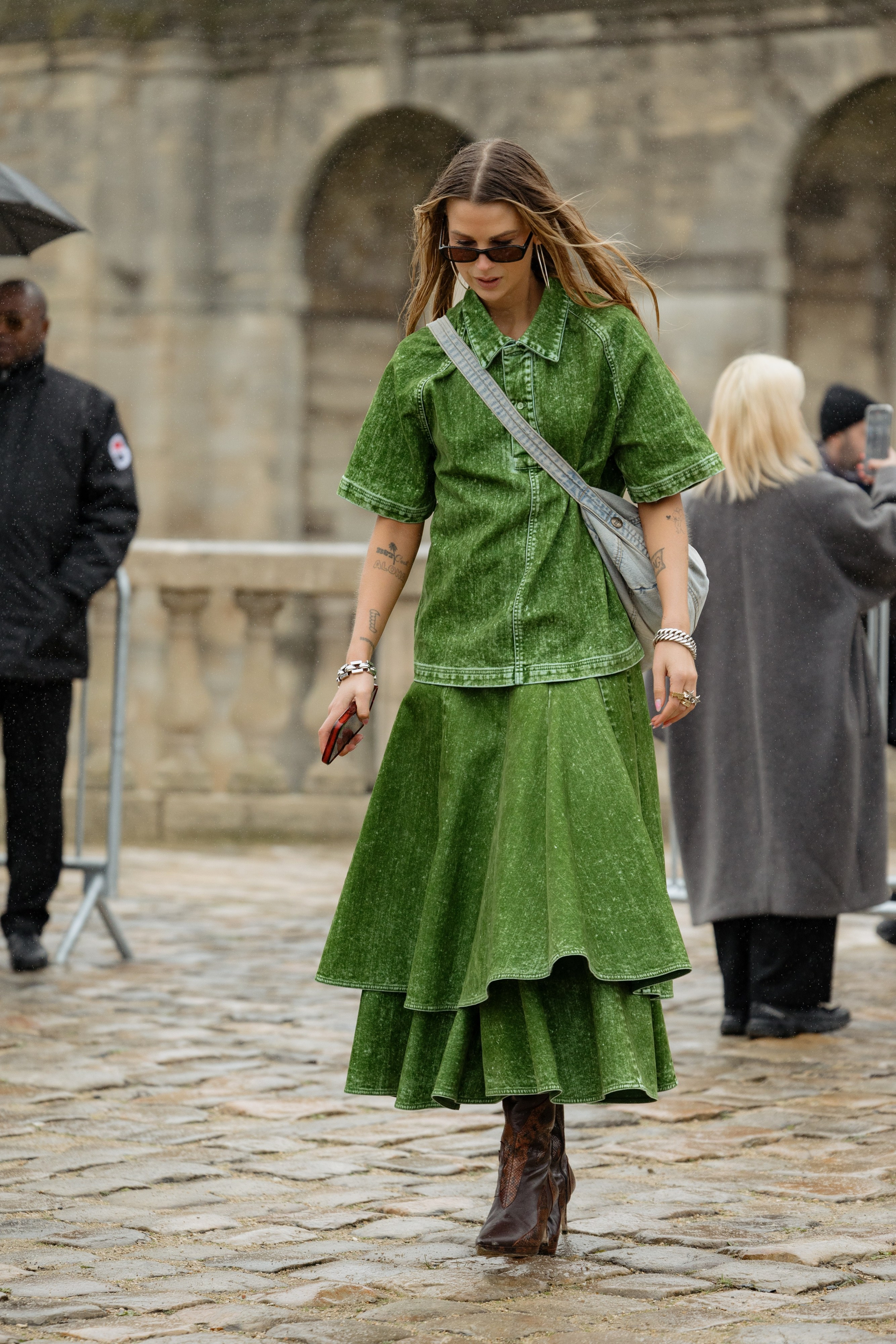 LOEWE PFW WOMENSWEAR FALL-WINTER 24/25. Photographer in Milan Ivan Goncharov