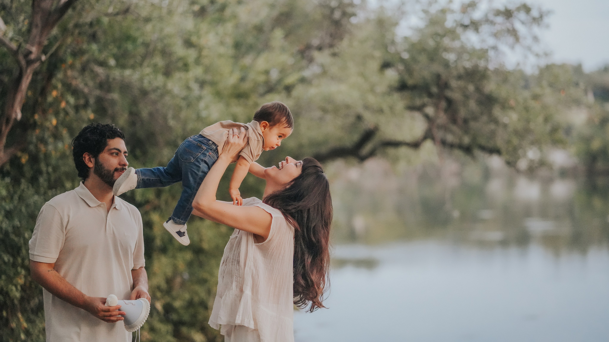Golden hour Family session — Austin Photography