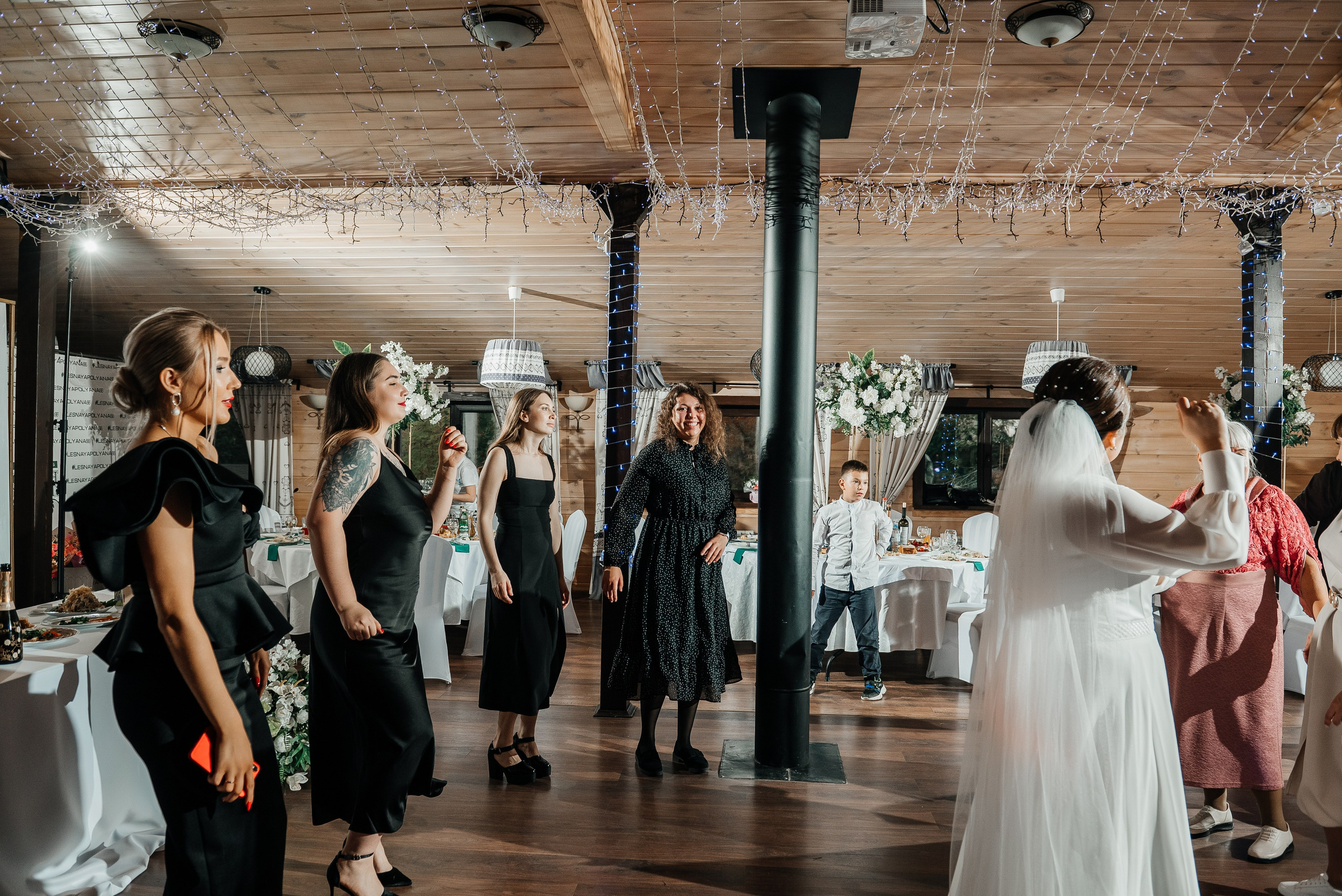 Свадебный фотограф в Екатеринбурге. Свадебная фотосъемка. Свадебный фотограф в Екатеринбурге