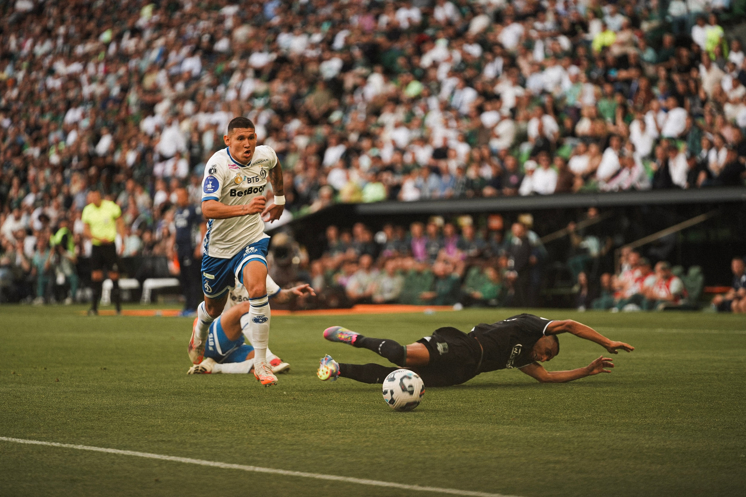 Футбольный матч Краснодар-Динамо. Фотограф с психологическим образованием