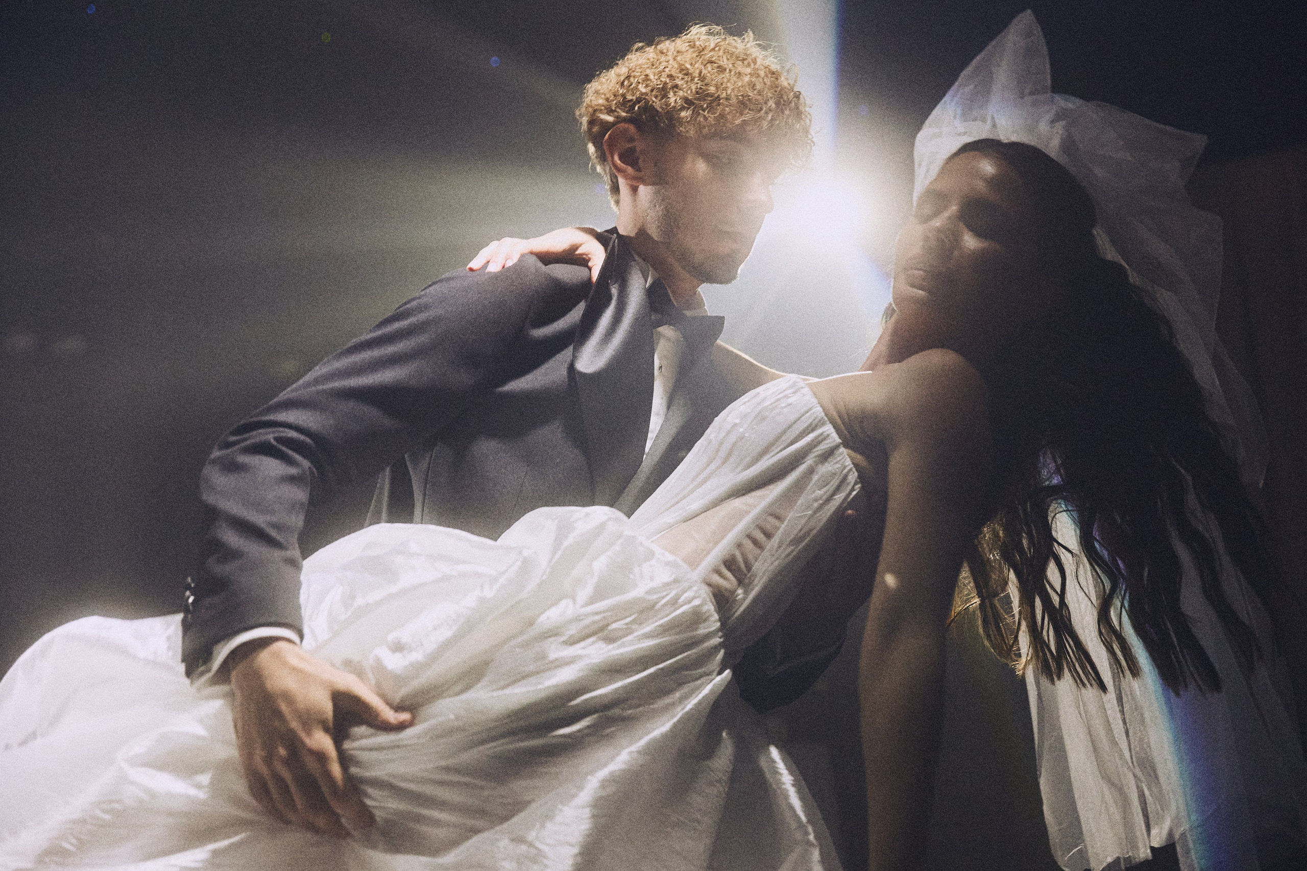 VIBE&VELVET. Дмитрий Мазуркевич: Профессиональный Репортажный Фотограф