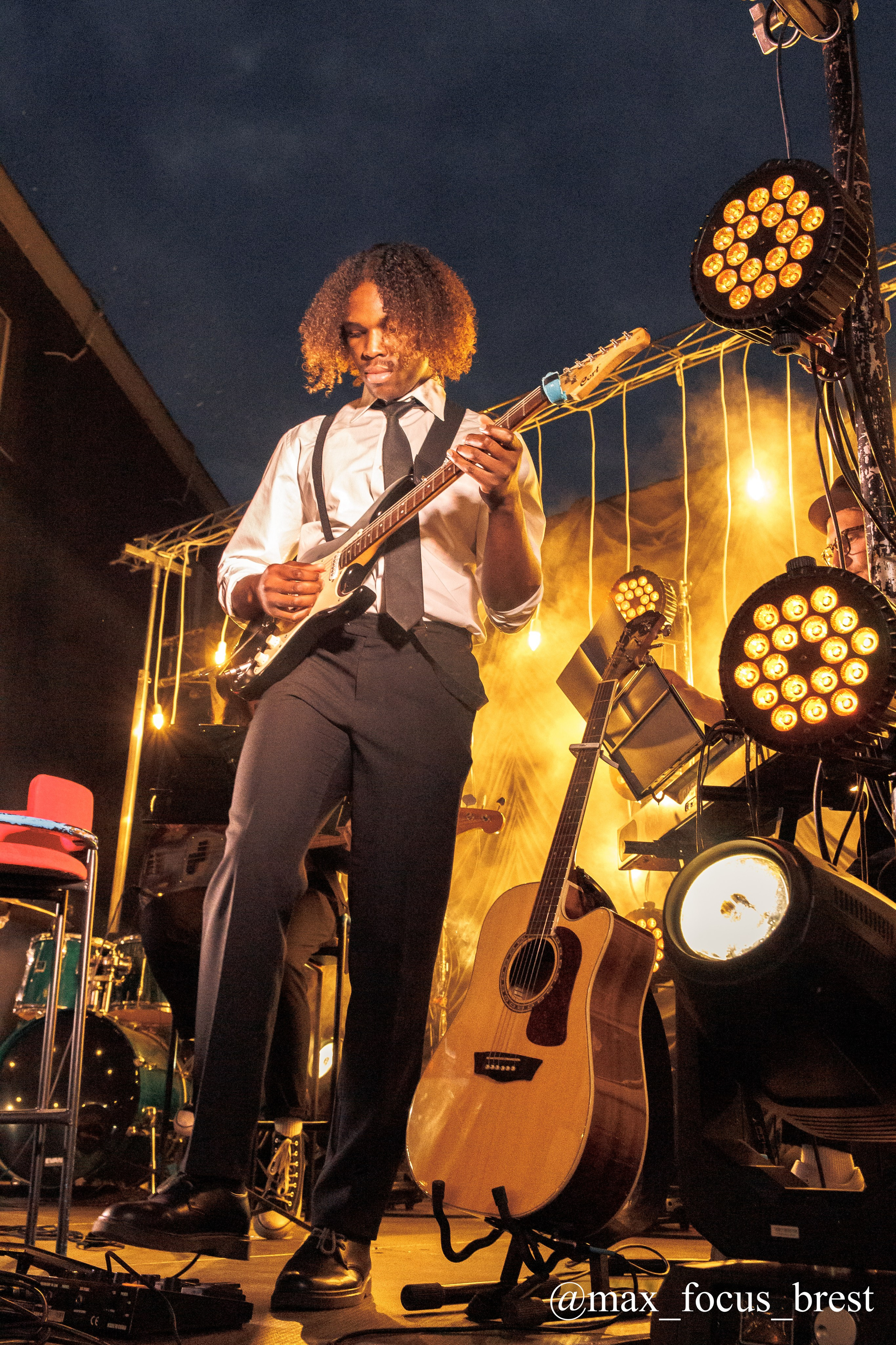 Вечеринки концерты движ. Свадебный, love фотограф