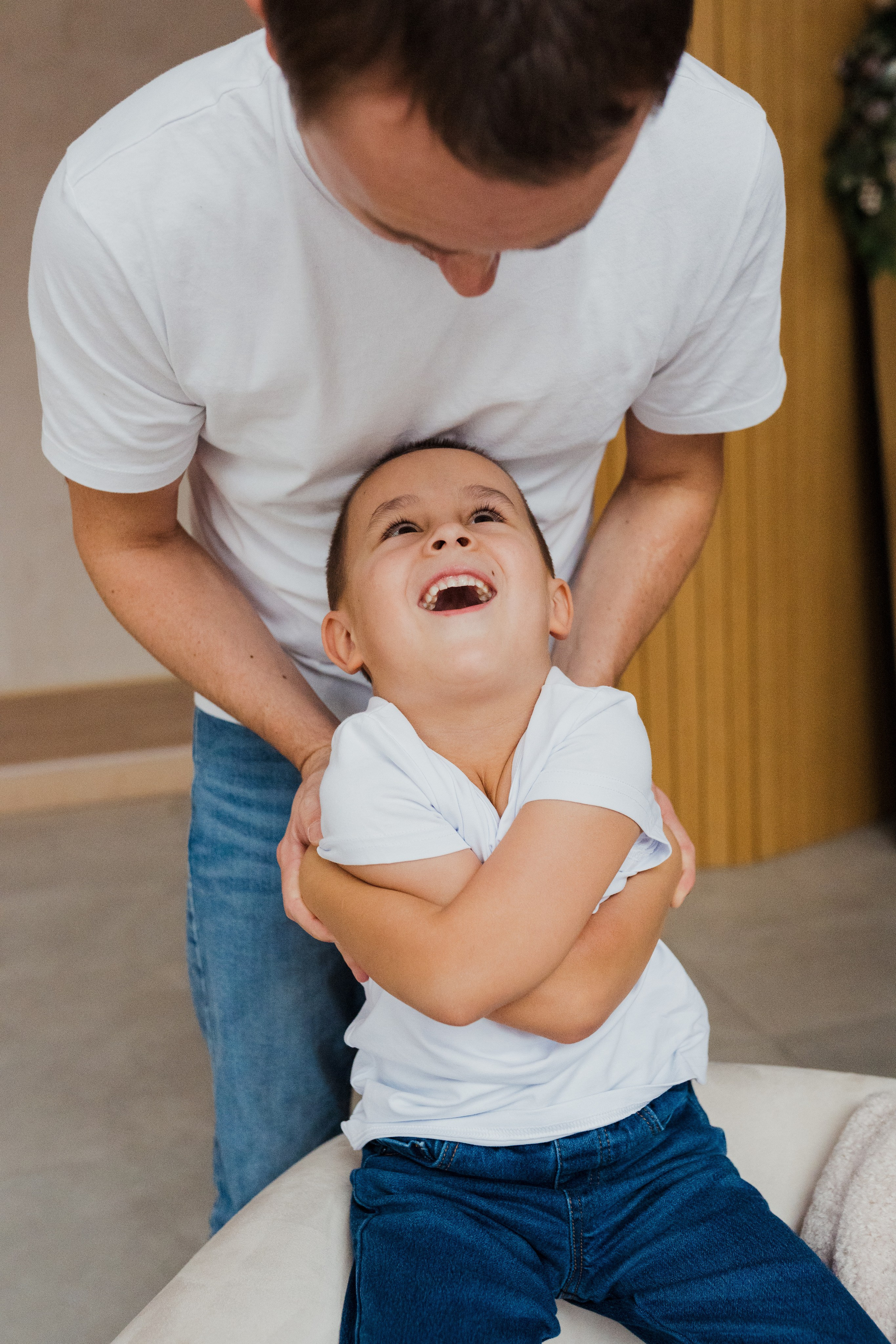 Семейная фотосессия в студии в Москве, семейный фотограф Анна Полушина. Свадебный фотограф в Москве Анна Полушина