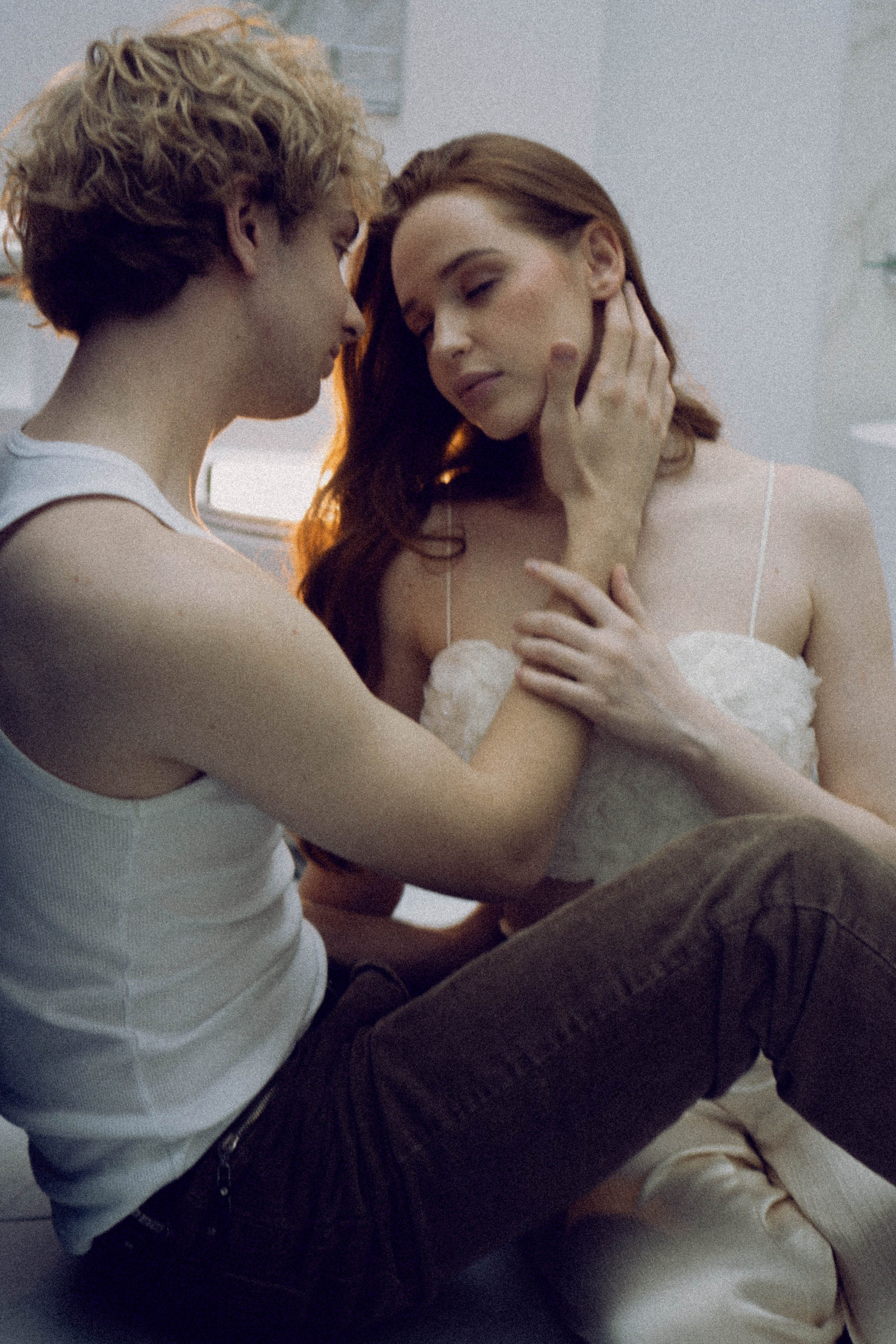 СВАДЕБНАЯ СЬЕМКА В ОТЕЛЕ. СБОРЫ ЖЕНИХА И НЕВЕСТЫ И ТАКЖЕ ТОР И ПОДГОТОВКА К ПРОГУЛКЕ. Профессиональный фотограф, Санкт-Петербург — Виктория Богомолова