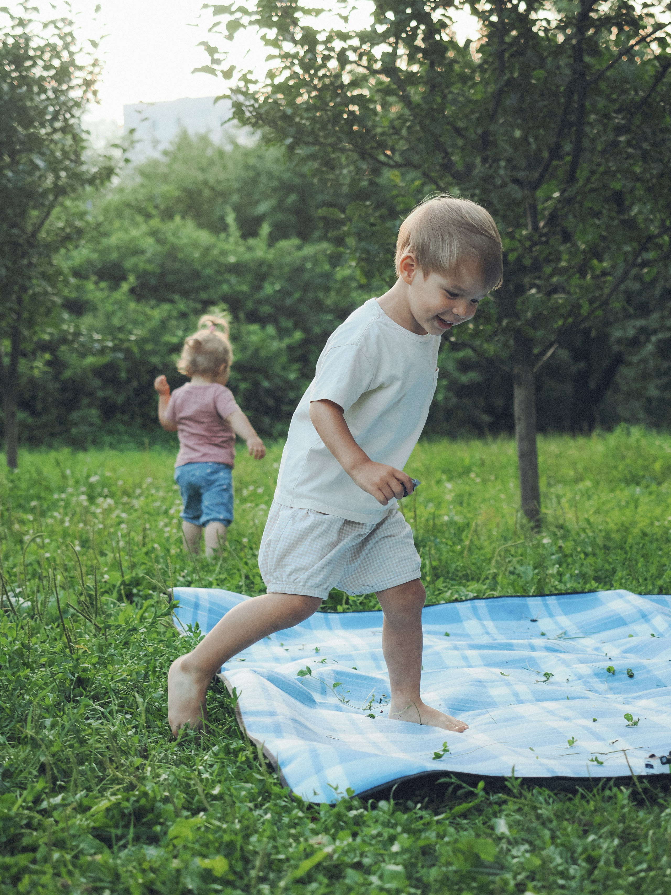 Самый тёплый летний вечер. Фотограф в Москве — Сергей Люкшинов