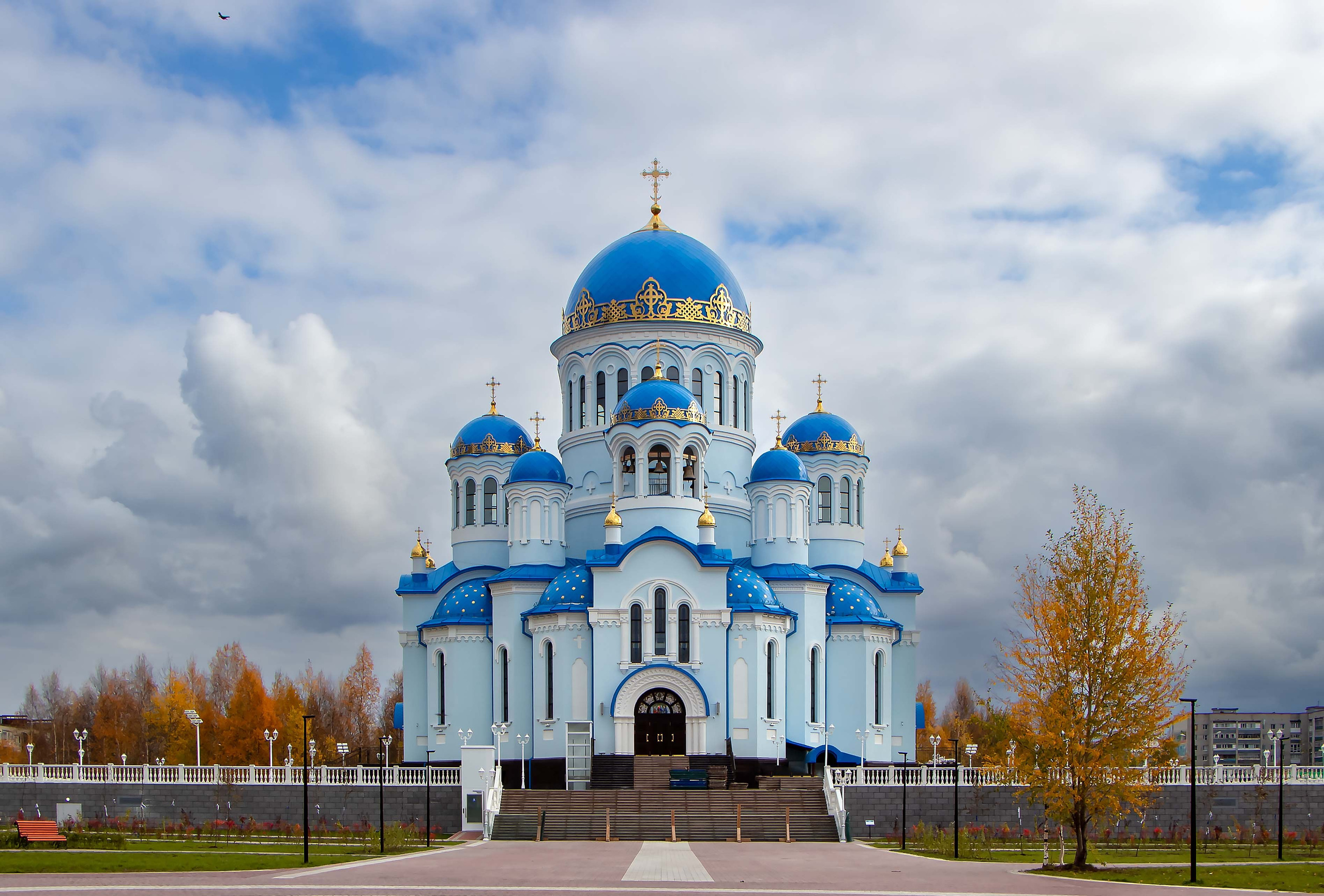 Свято Троицкий кафедральный собор. Фотограф в Сургуте Евгений Бармин