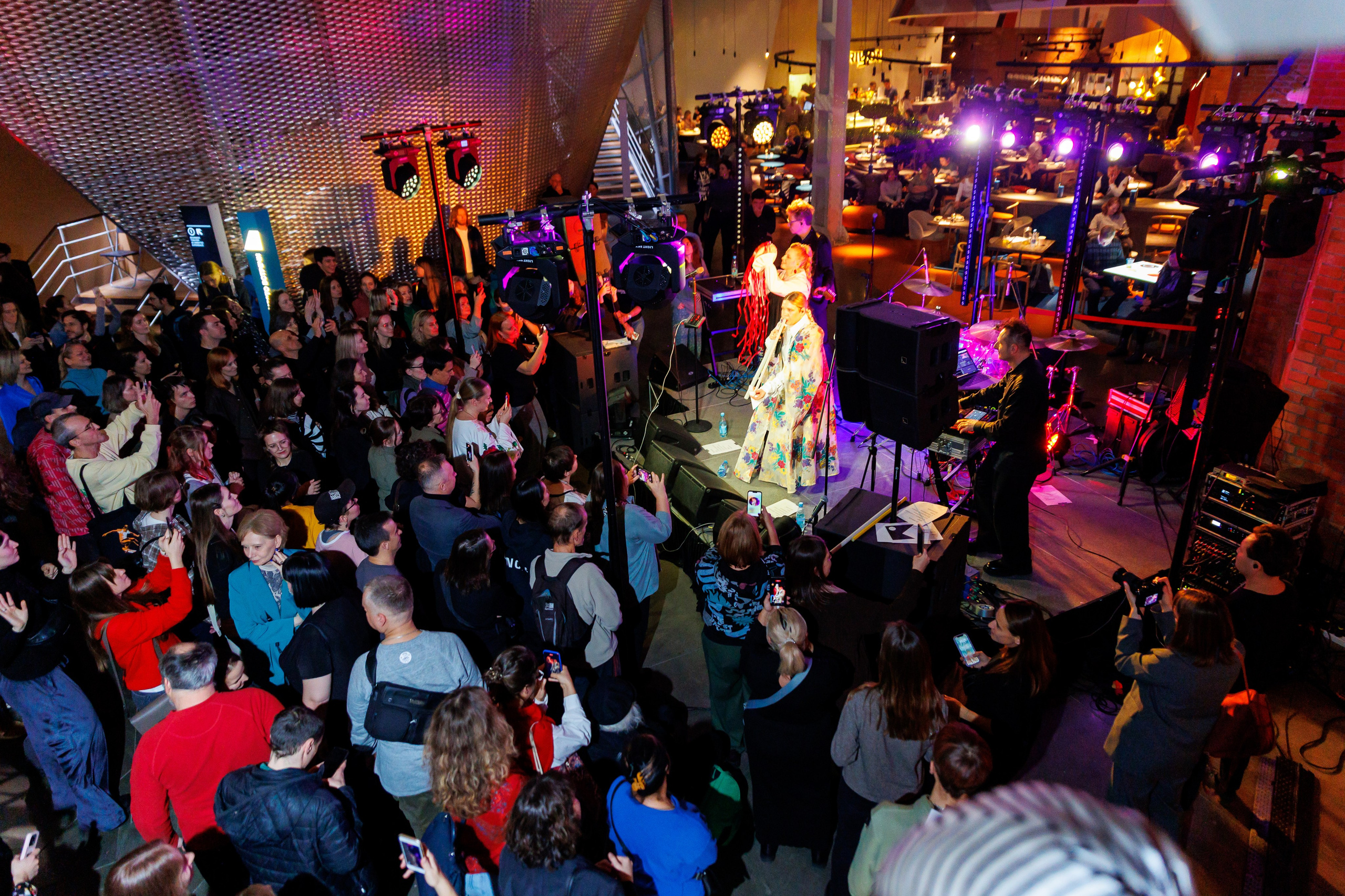 Мероприятия посвященные открытию выставки Иосиф Бродский — Место не хуже любого. Фотограф Иван Недорез